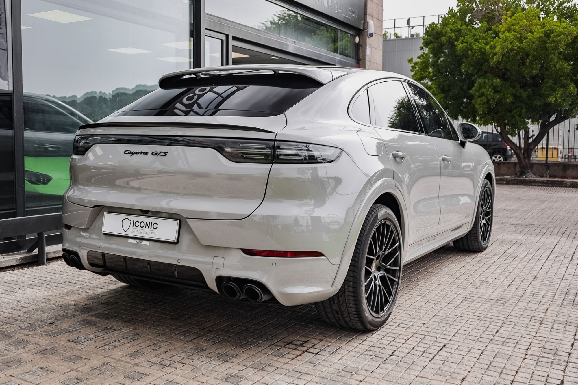PORSCHE CAYENNE COUPE GTS