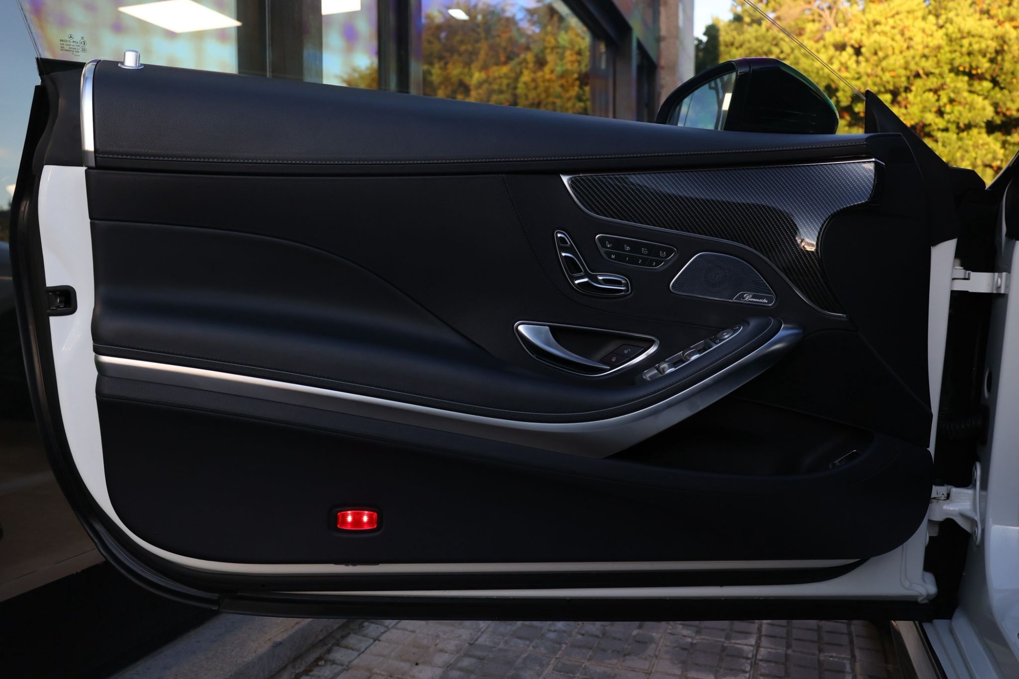 MERCEDES-BENZ AMG S63 4MATIC