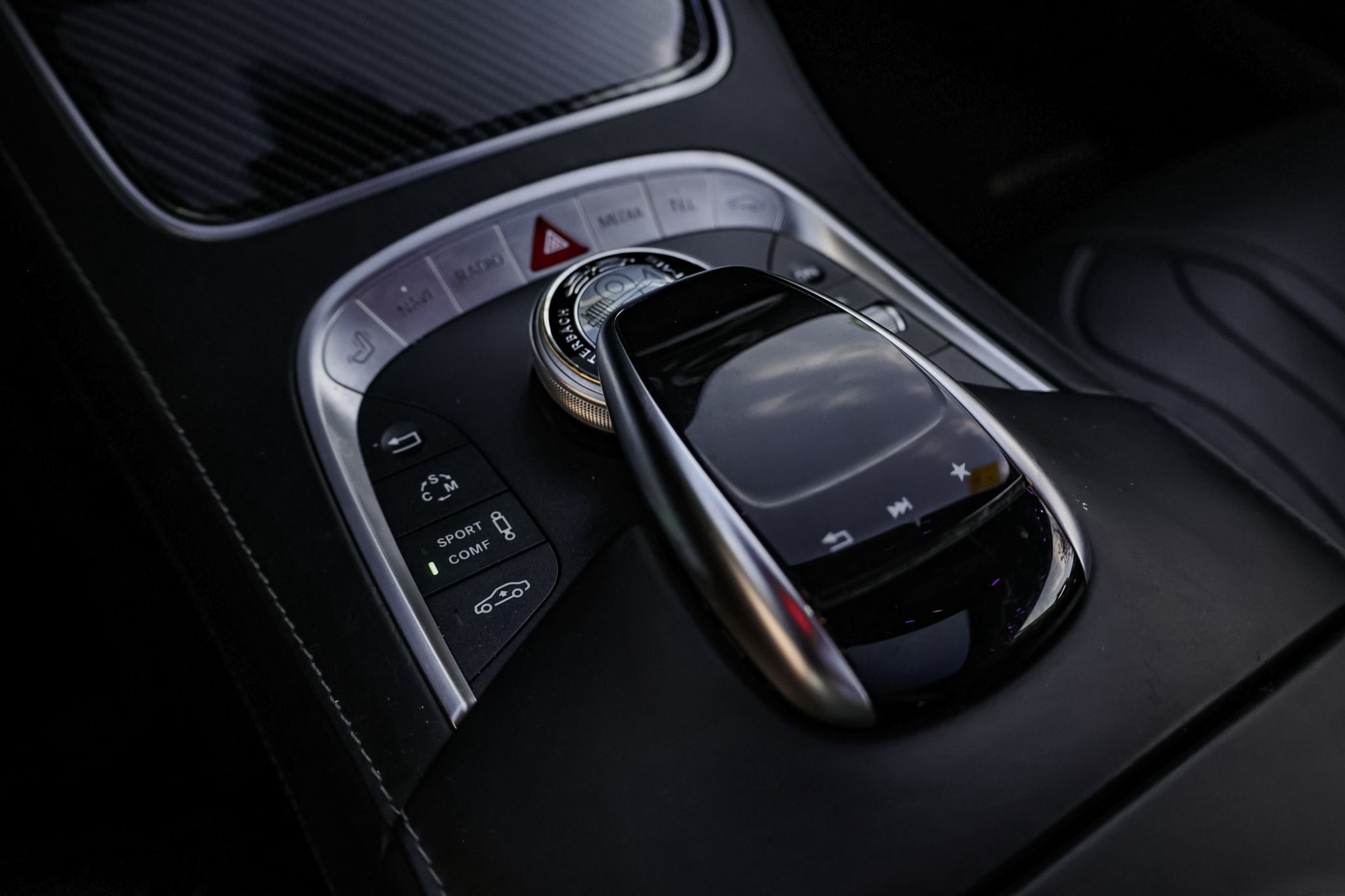 MERCEDES-BENZ AMG S63 4MATIC