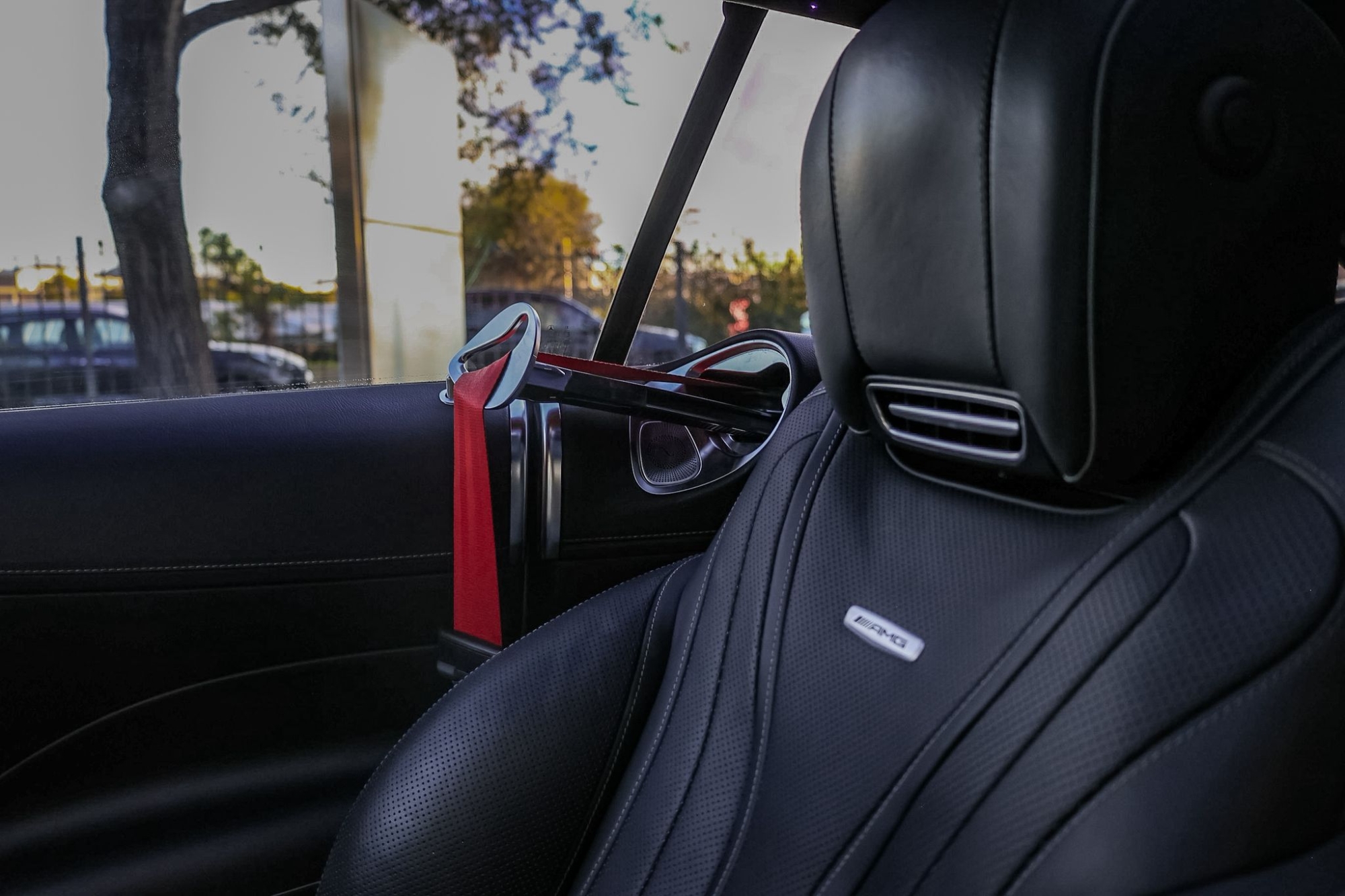 MERCEDES-BENZ AMG S63 4MATIC