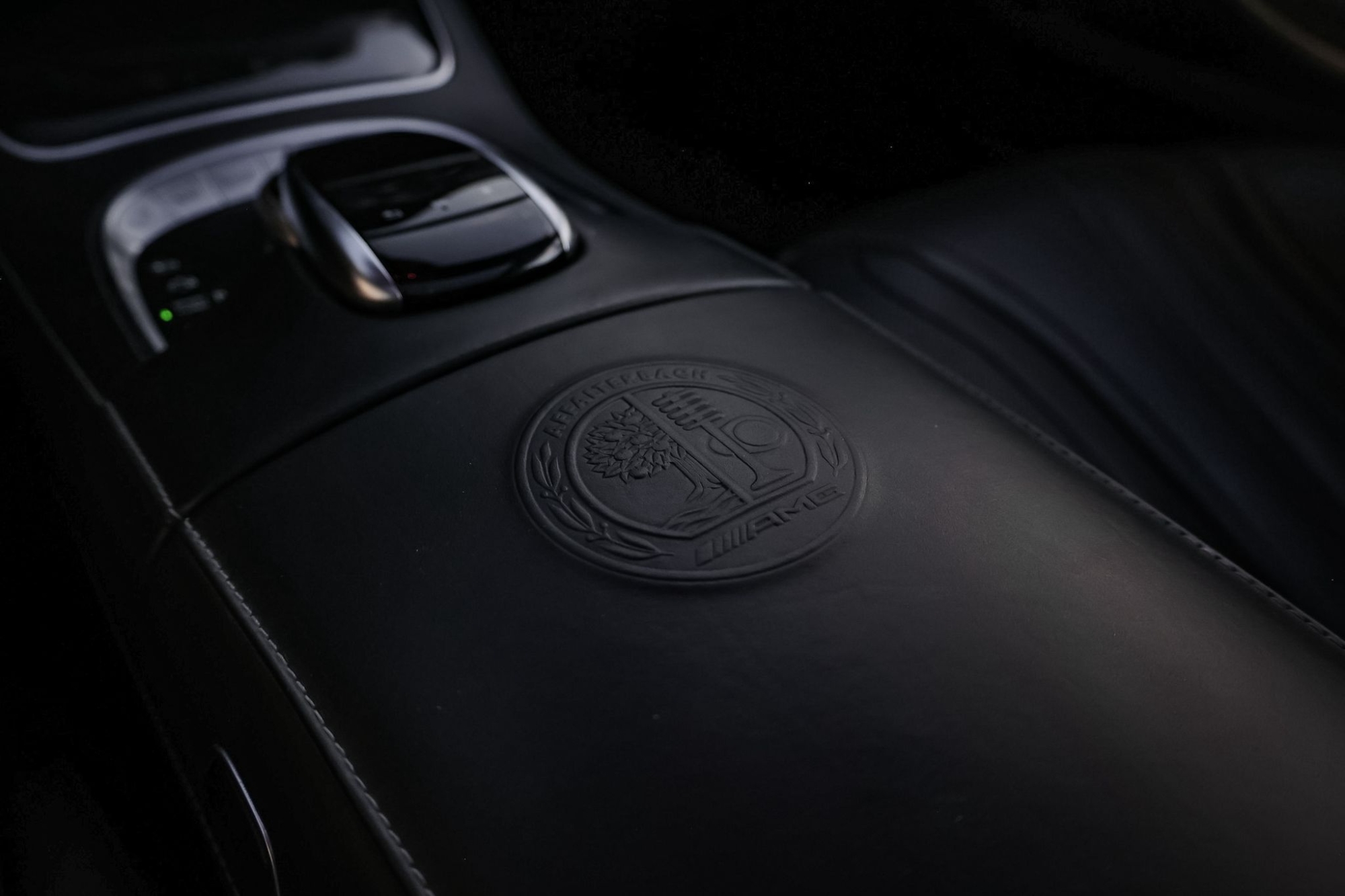 MERCEDES-BENZ AMG S63 4MATIC