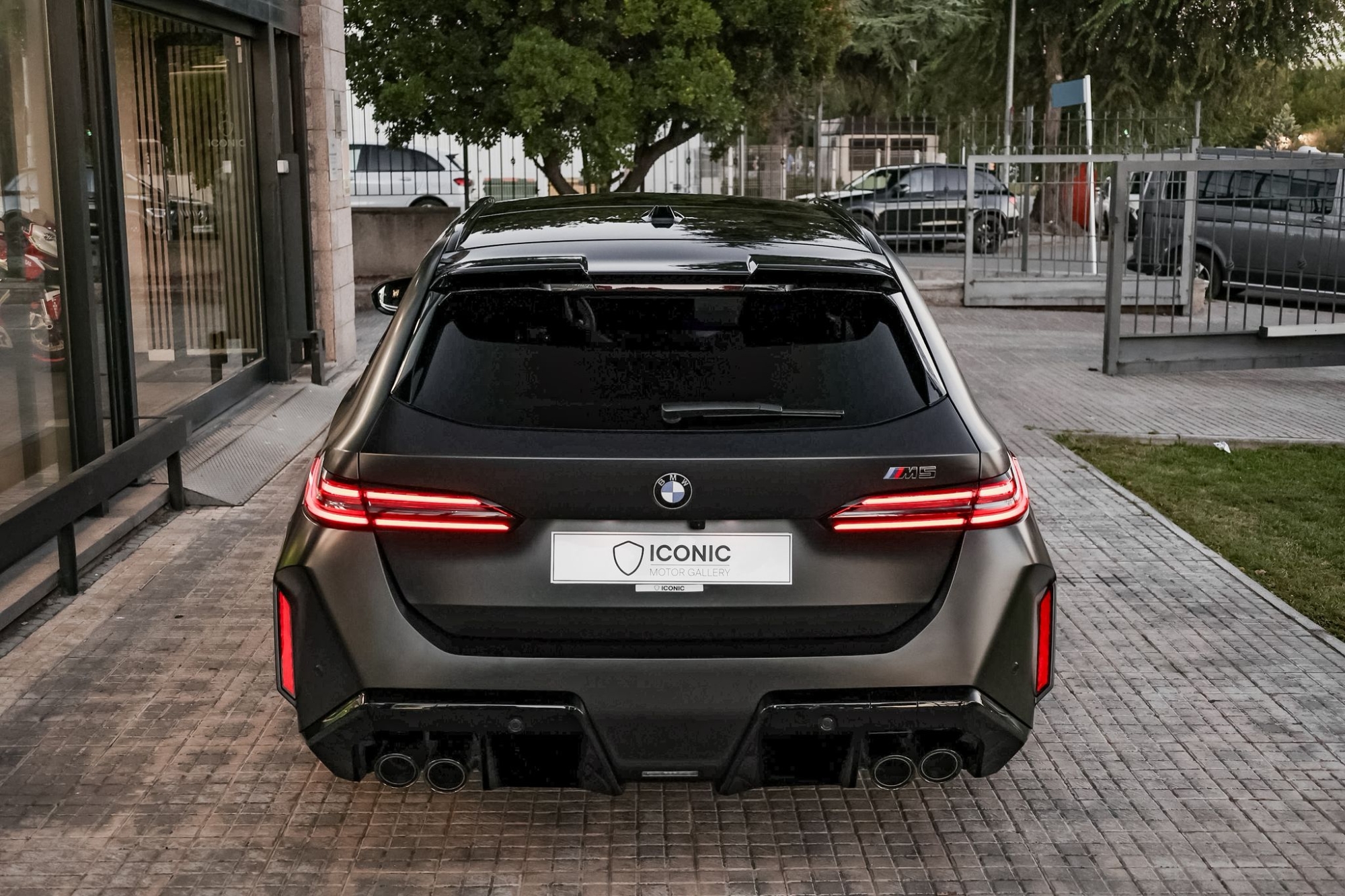 BMW M5 TOURING