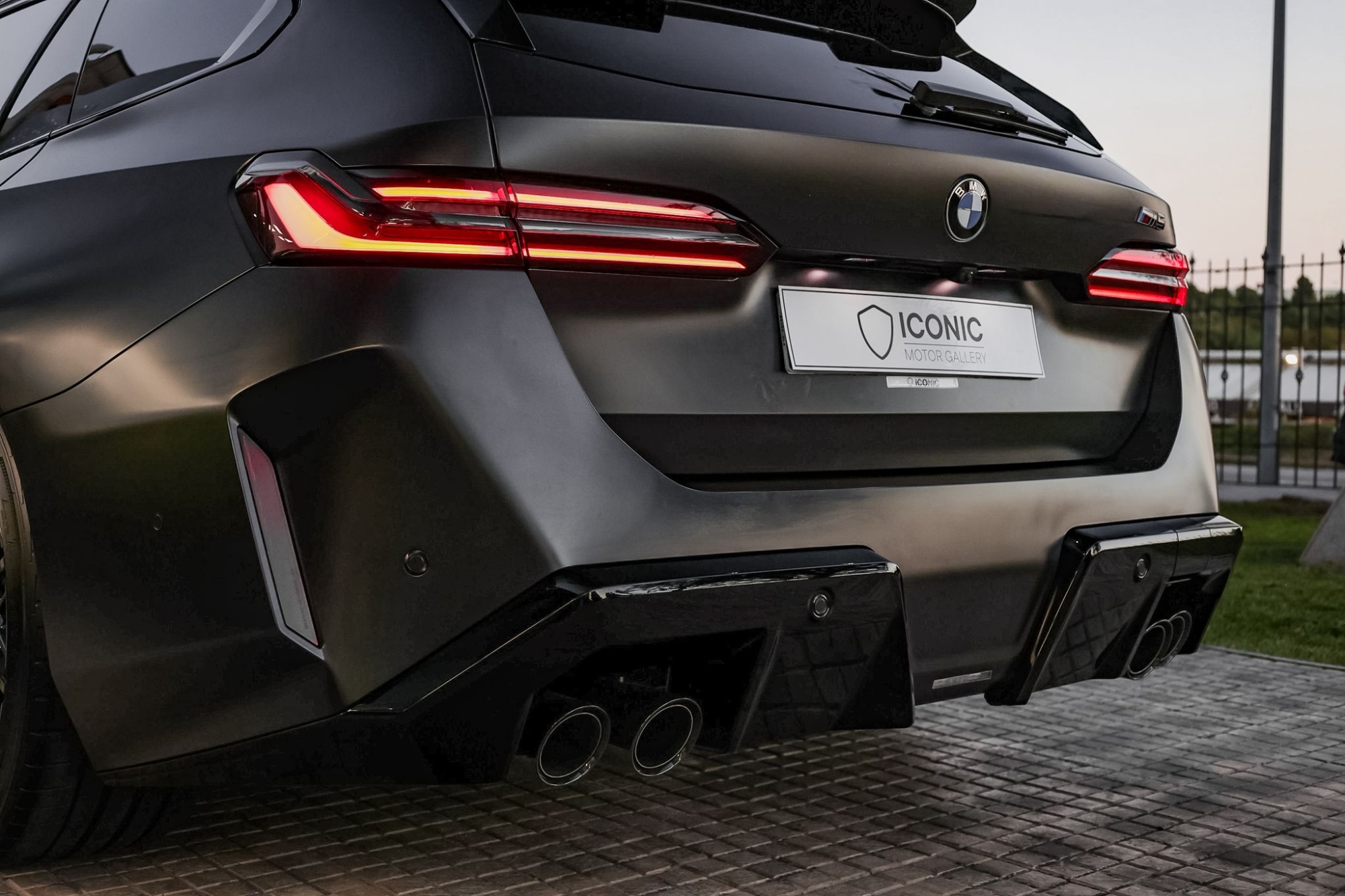 BMW M5 TOURING
