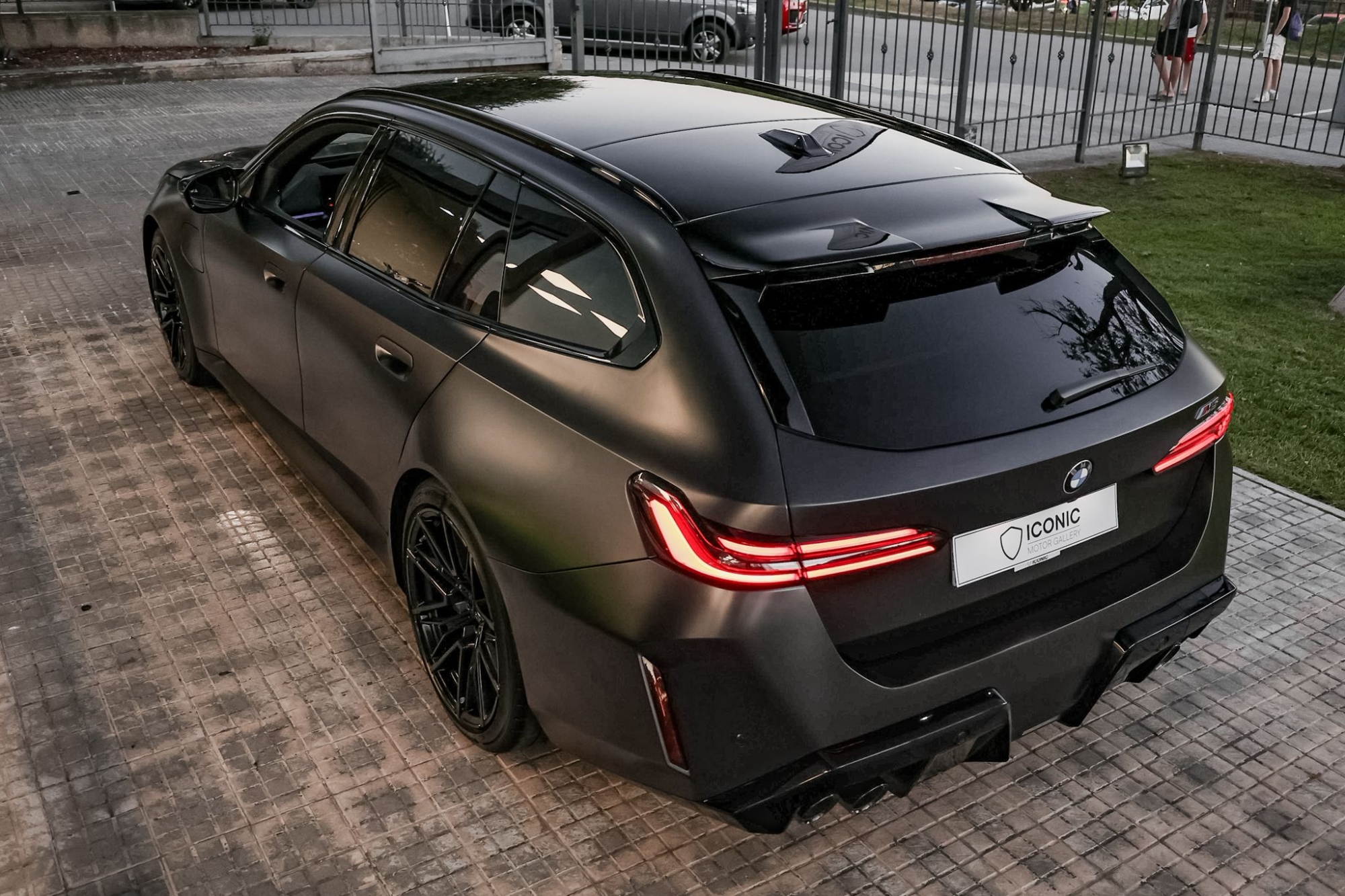 BMW M5 TOURING