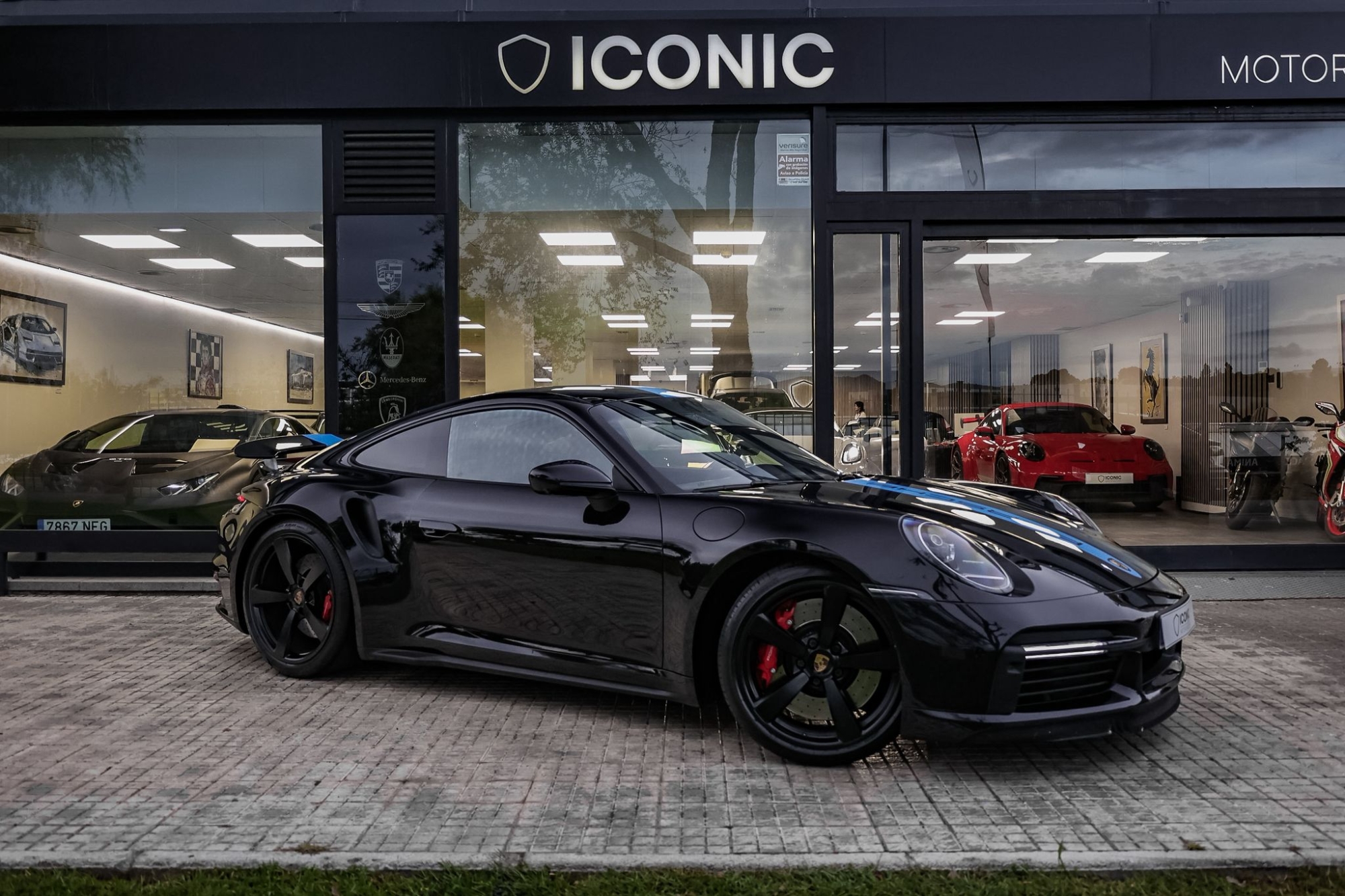 PORSCHE 992 TURBO