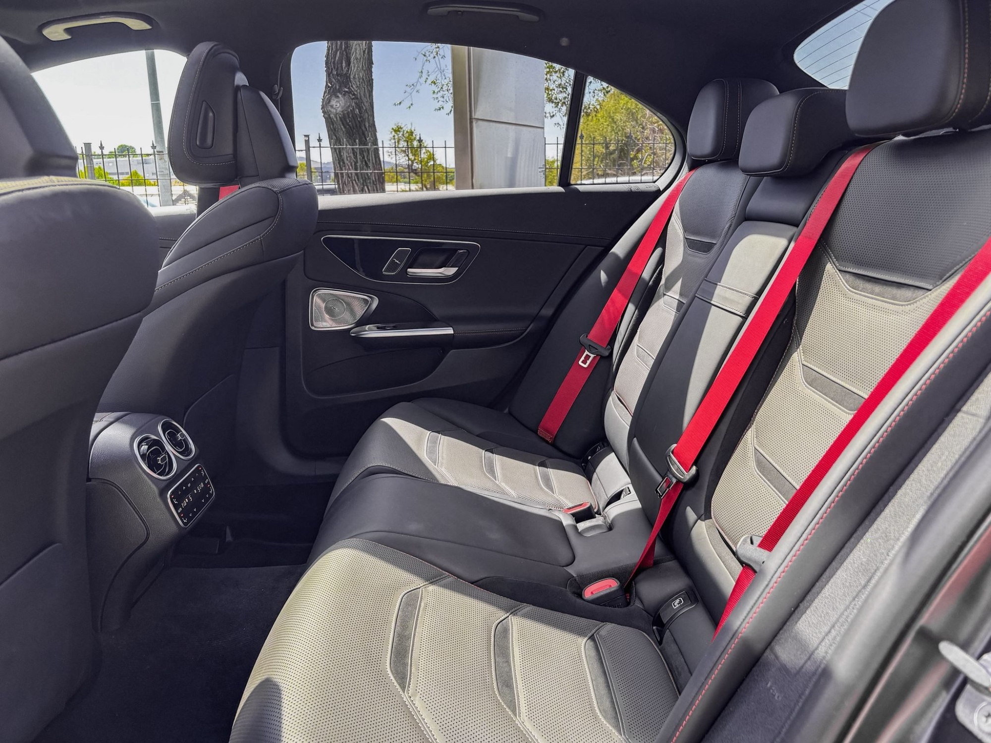 MERCEDES-BENZ AMG C 63 S E PERFORMANCE 4MATIC+
