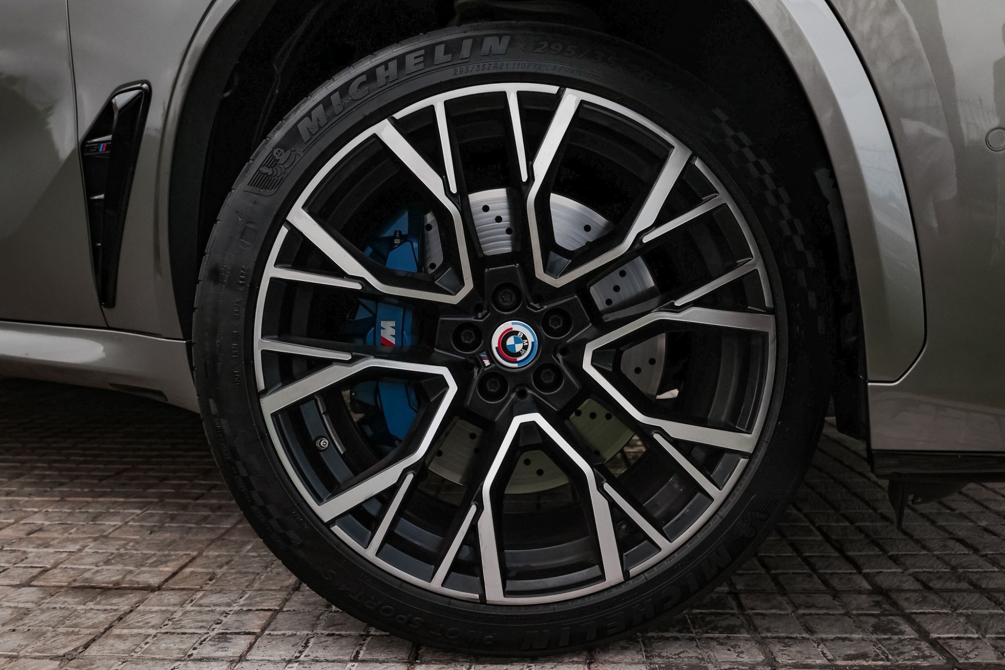 BMW X5M COMPETITION