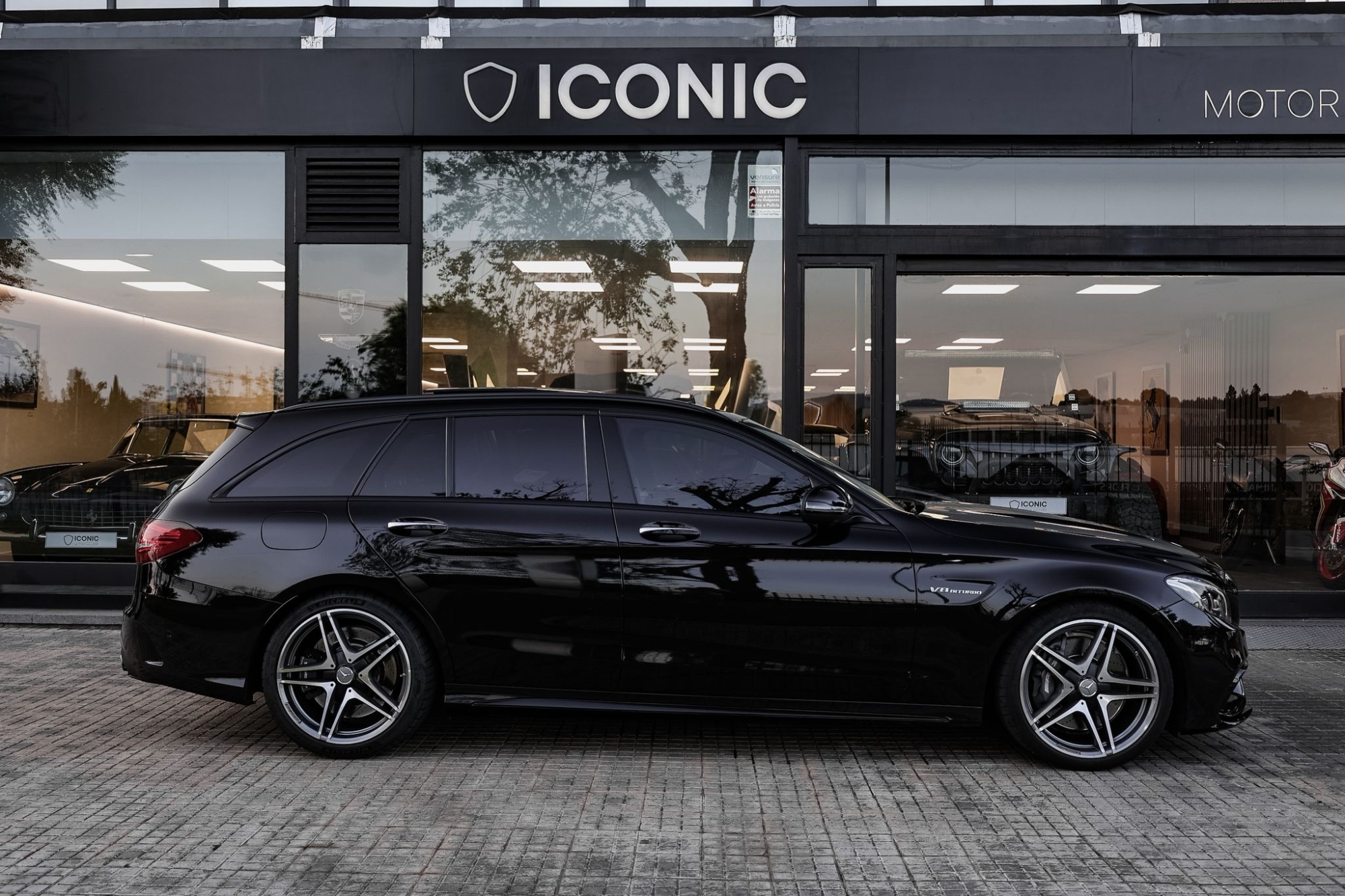 MERCEDES-BENZ AMG C 63 STATE