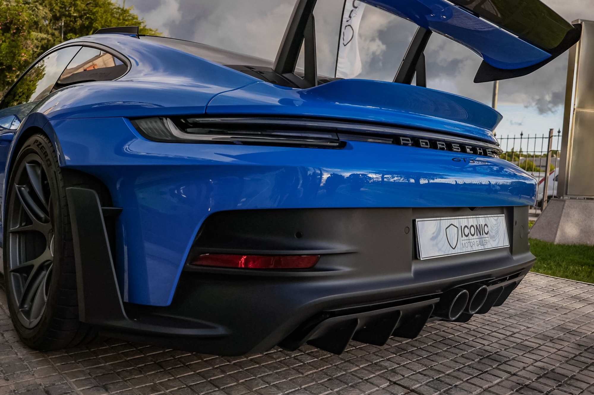 PORSCHE 911 992 GT3 RS WEISSACH PACKAGE