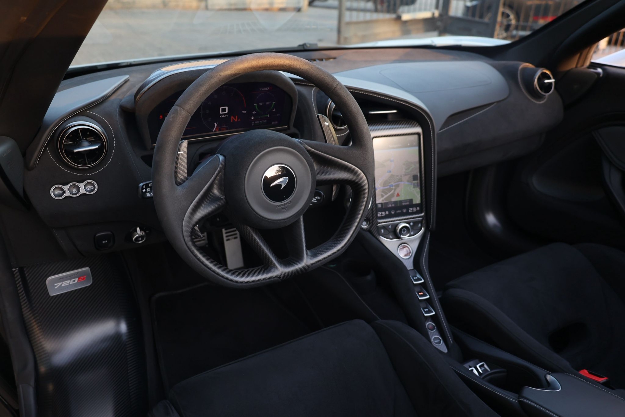 MCLAREN 720S SPIDER