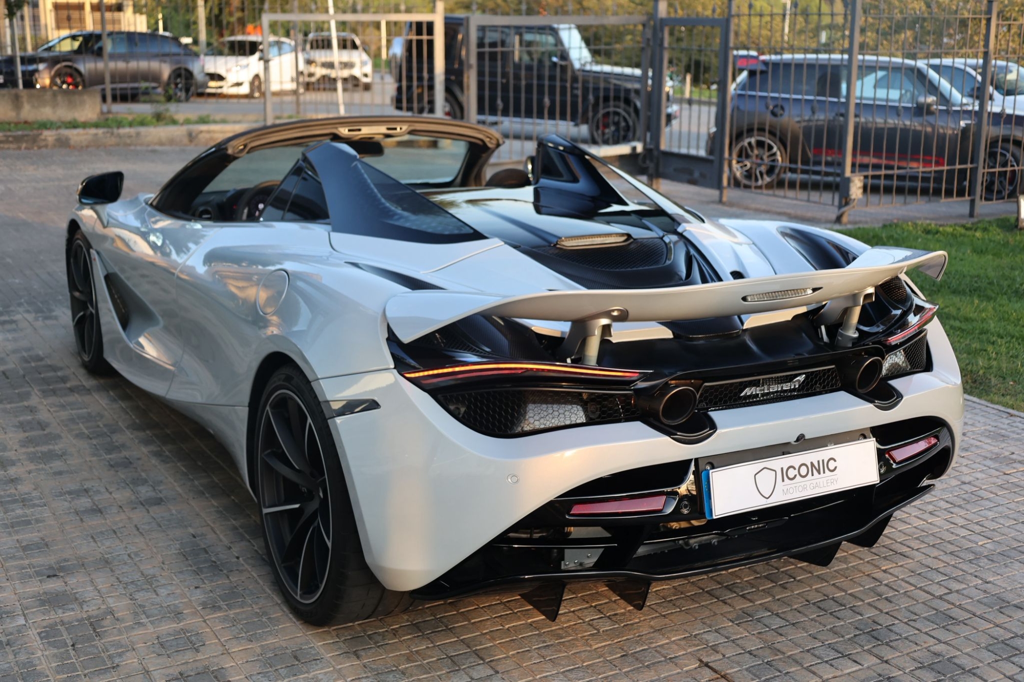 MCLAREN 720S SPIDER