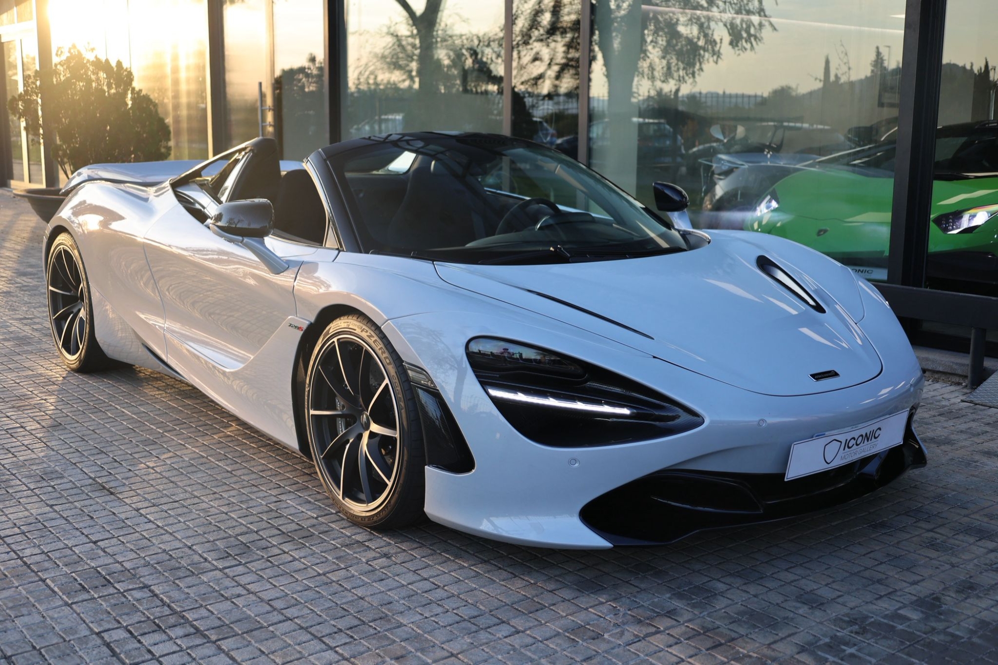 MCLAREN 720S SPIDER