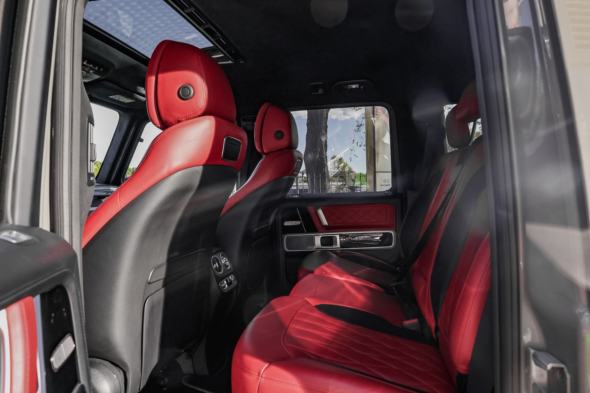 MERCEDES-BENZ AMG G63