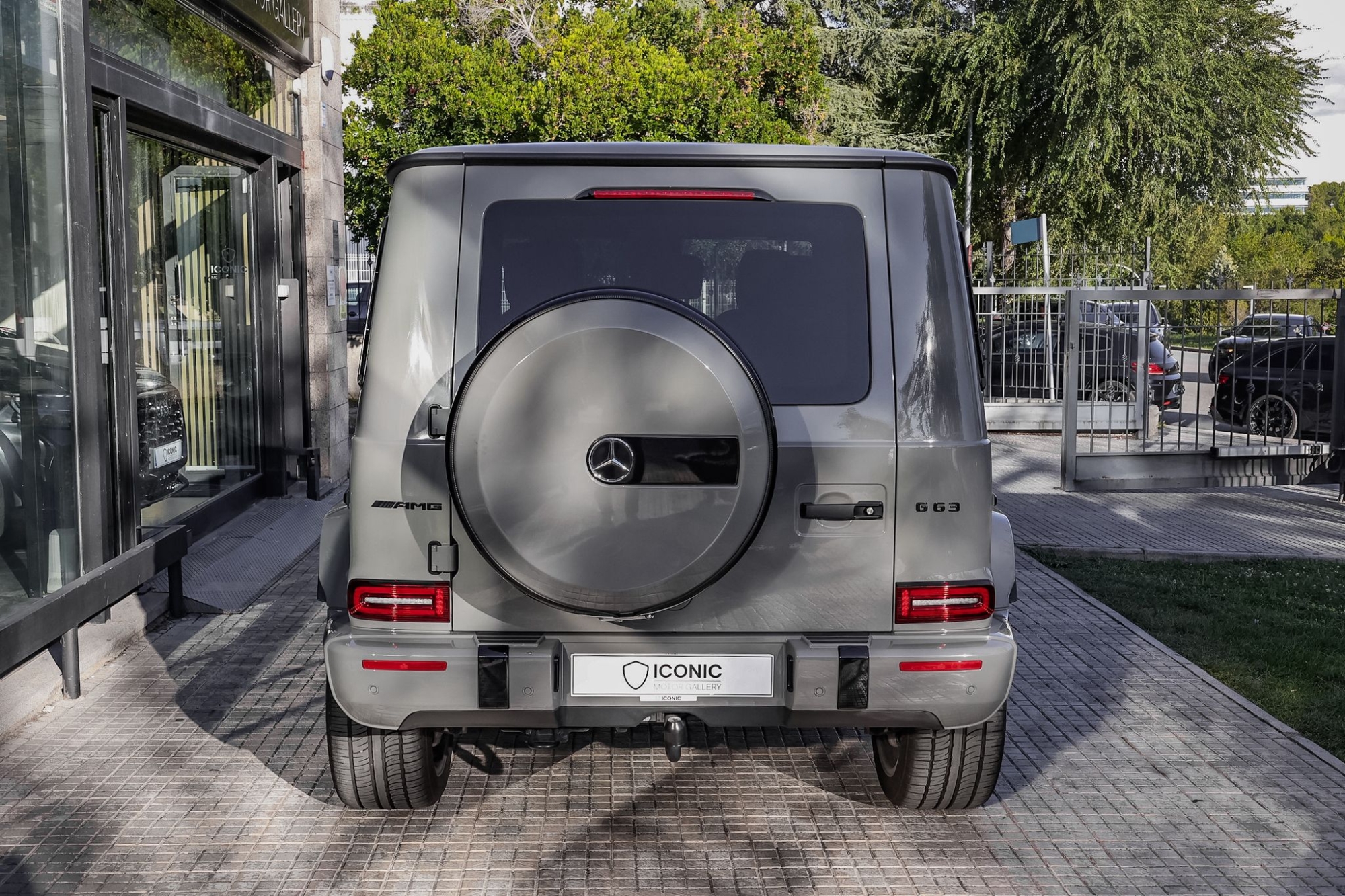 MERCEDES-BENZ AMG G63