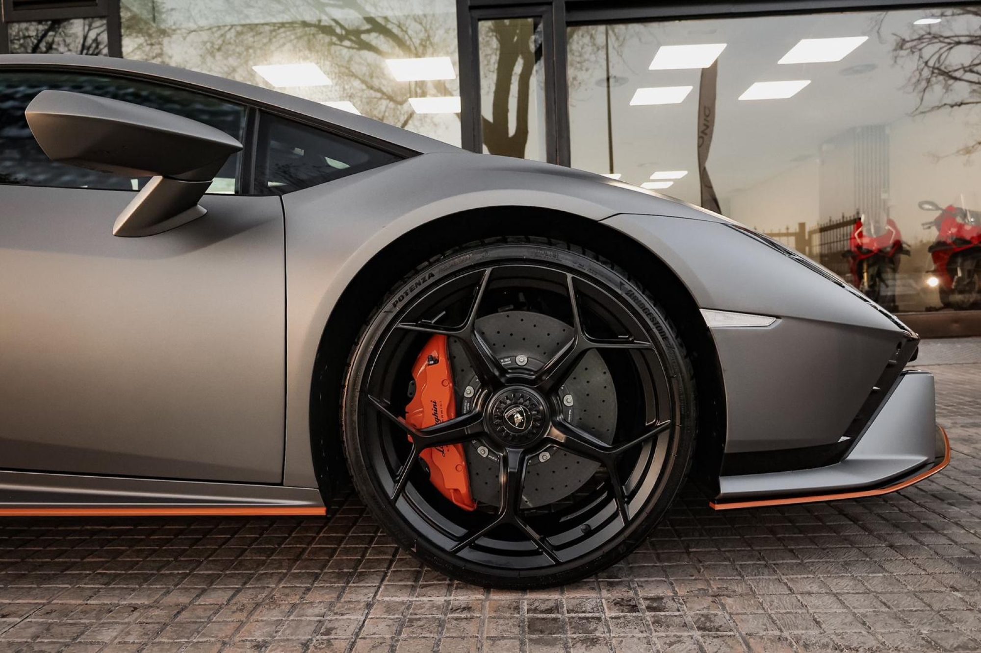 LAMBORGHINI HURACAN TECNICA