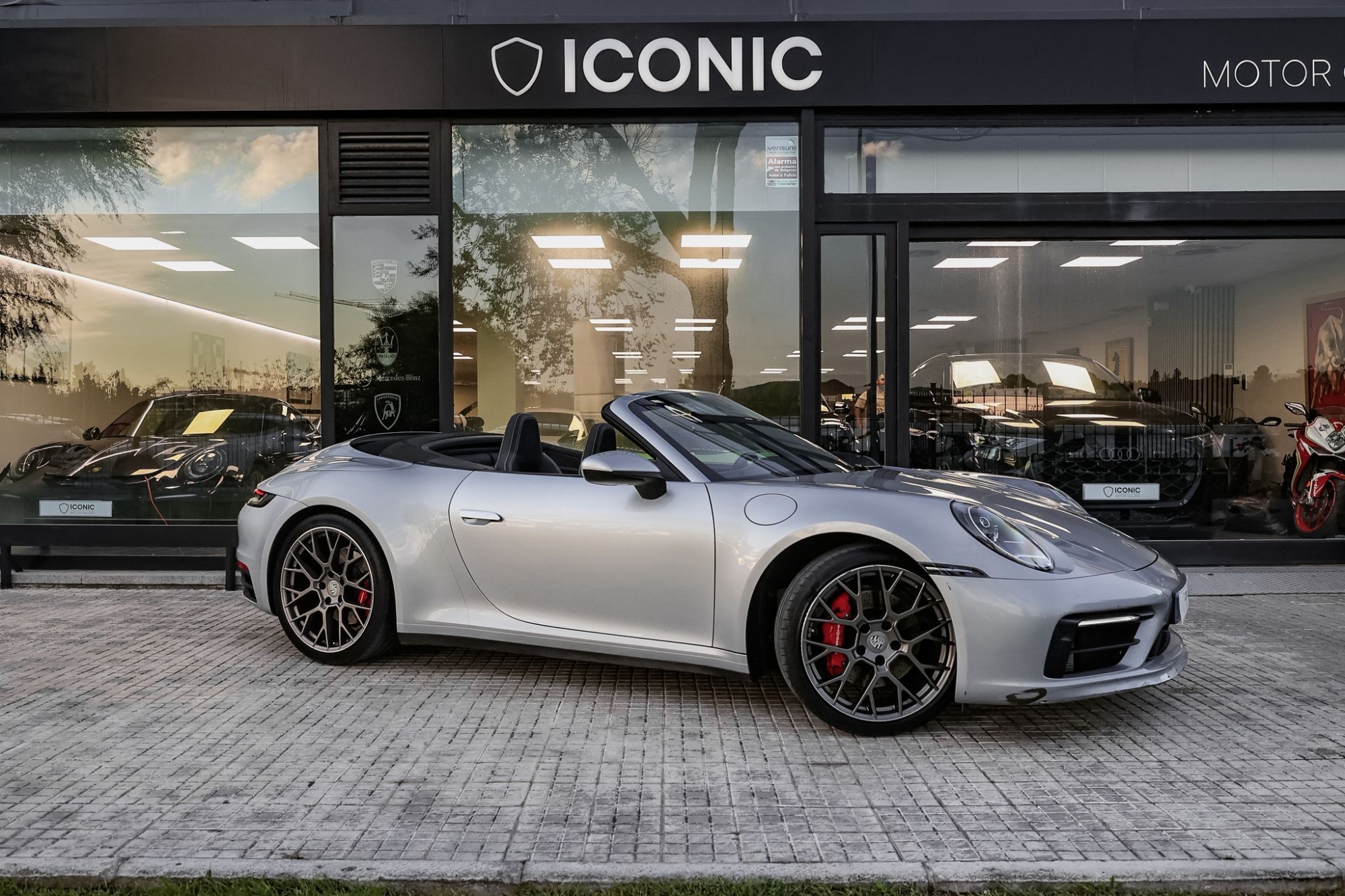PORSCHE 911 992 CARRERA 4S CABRIO