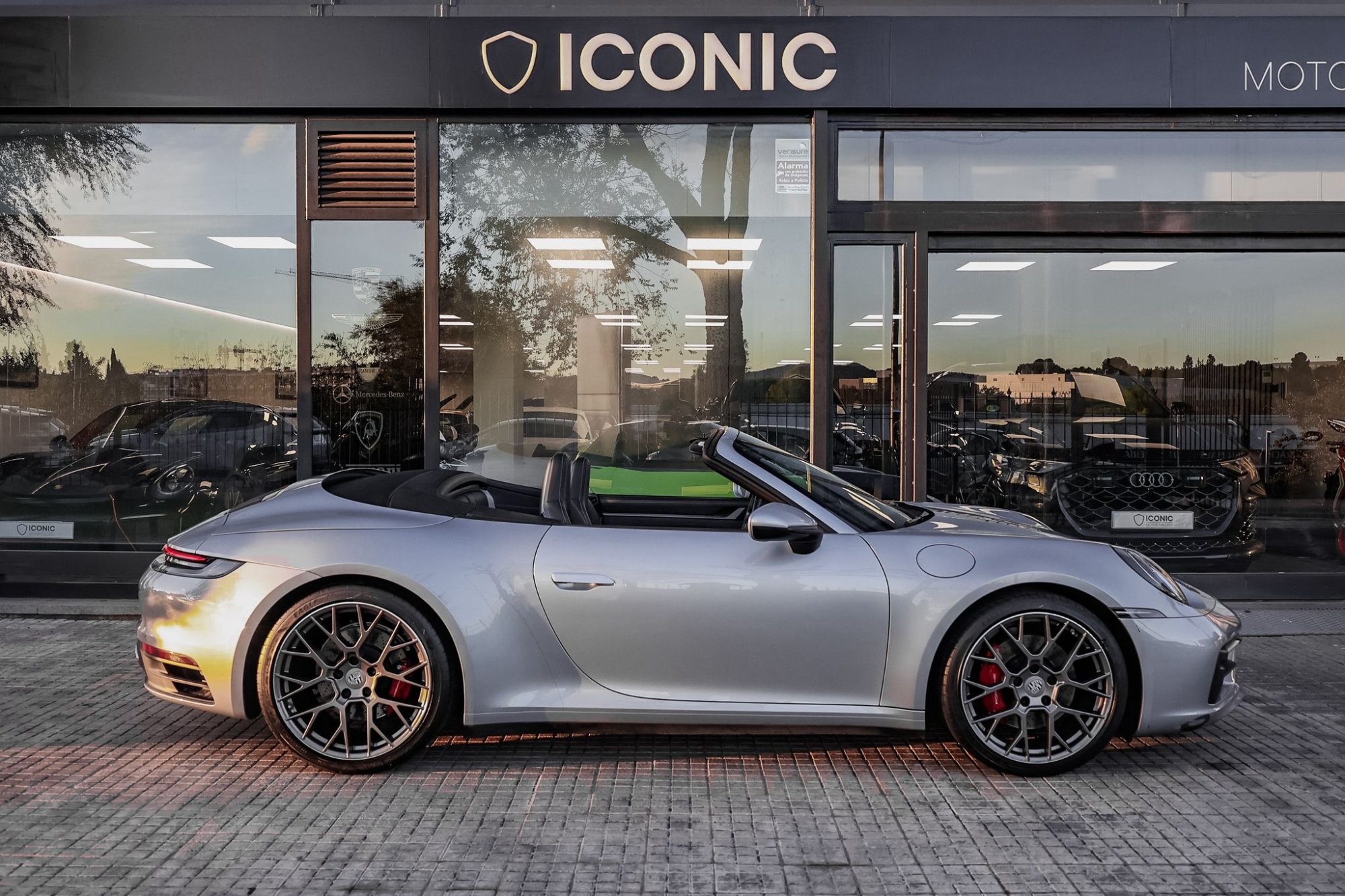 PORSCHE 911 992 CARRERA 4S CABRIO