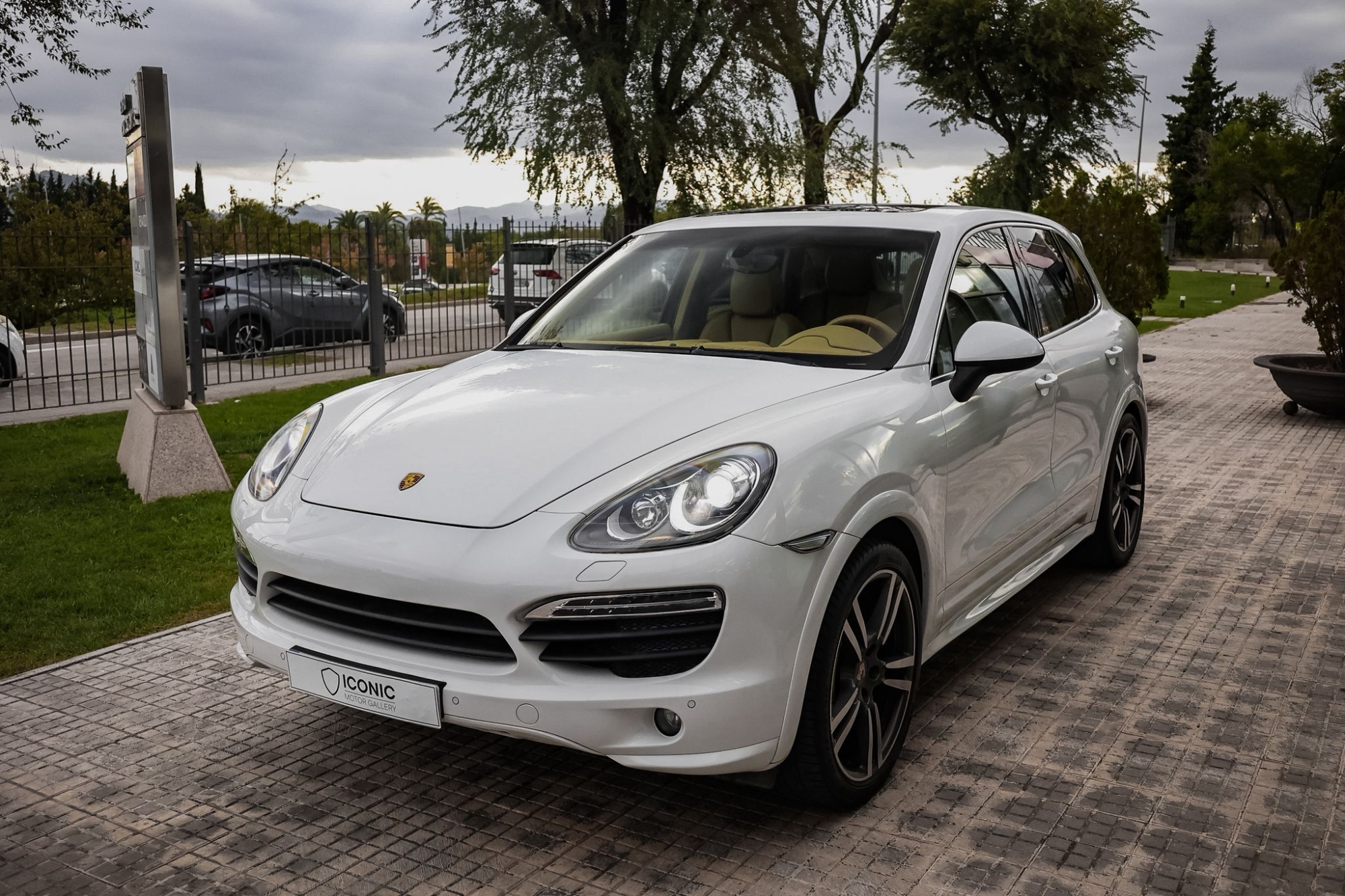 PORSCHE CAYENNE S