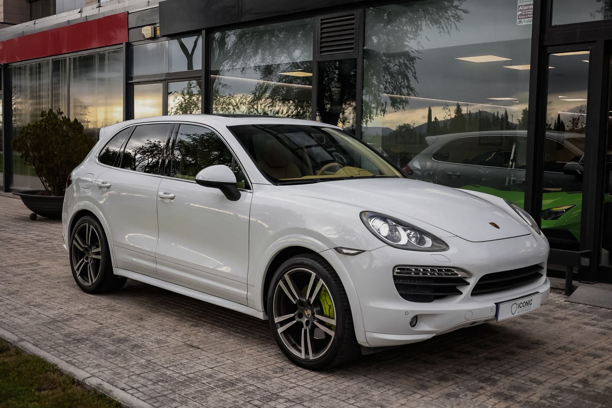 PORSCHE CAYENNE S