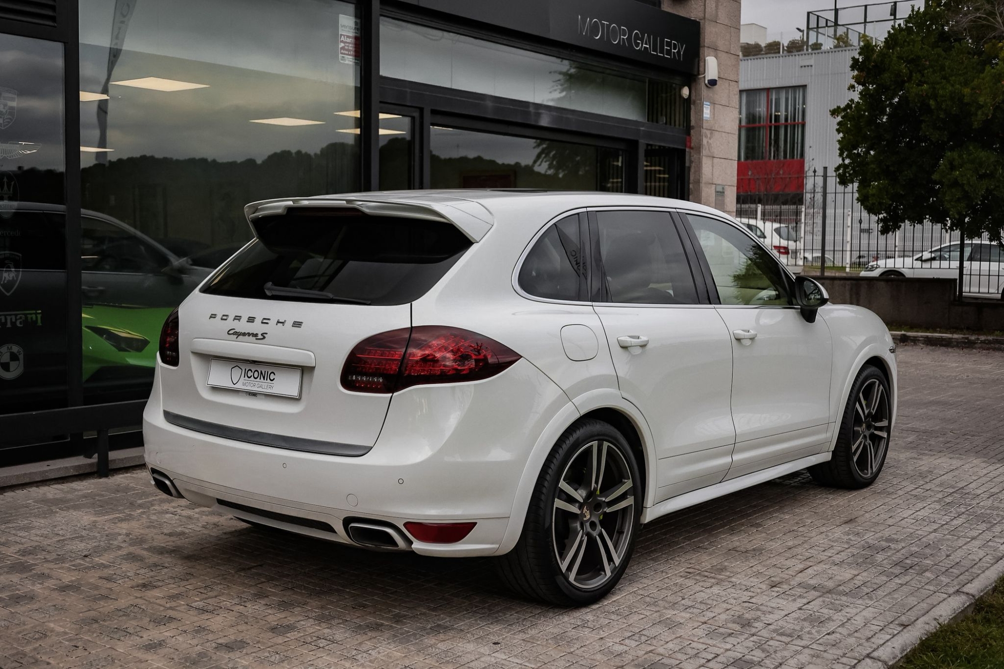 PORSCHE CAYENNE S