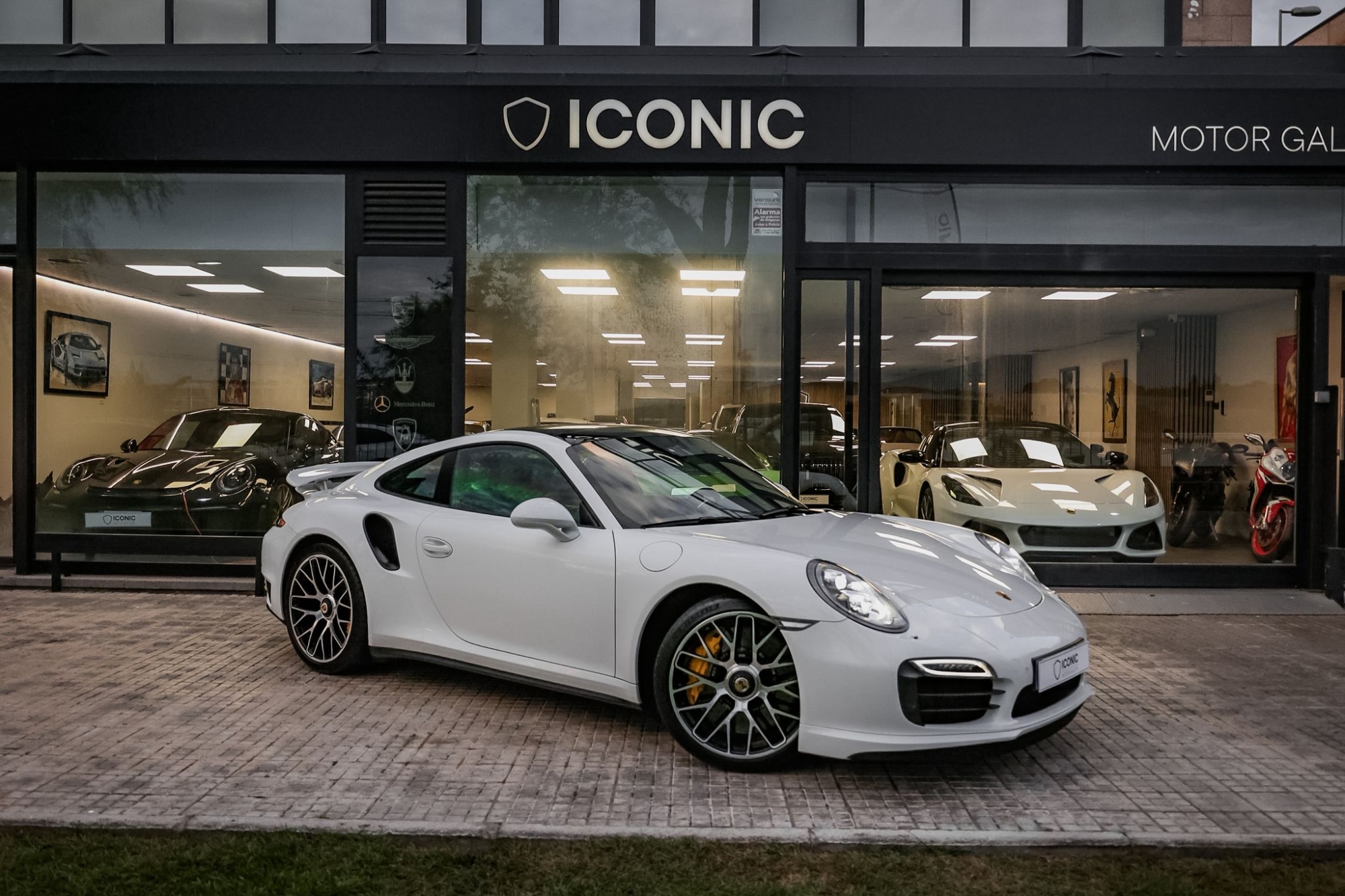 PORSCHE 911 991.1 TURBO S