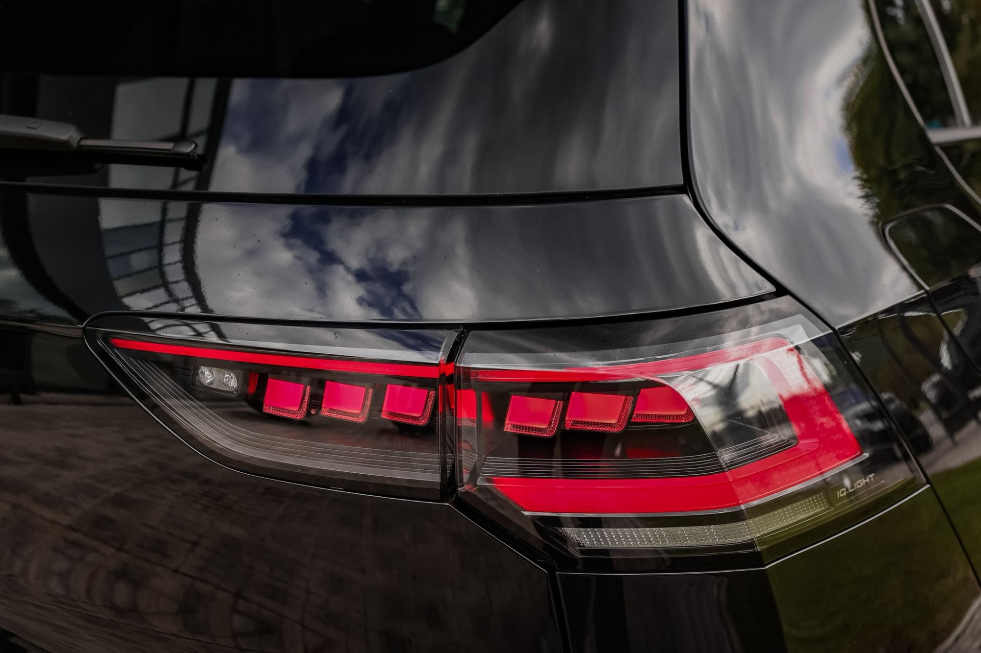 VOLKSWAGEN GOLF 8.5 R