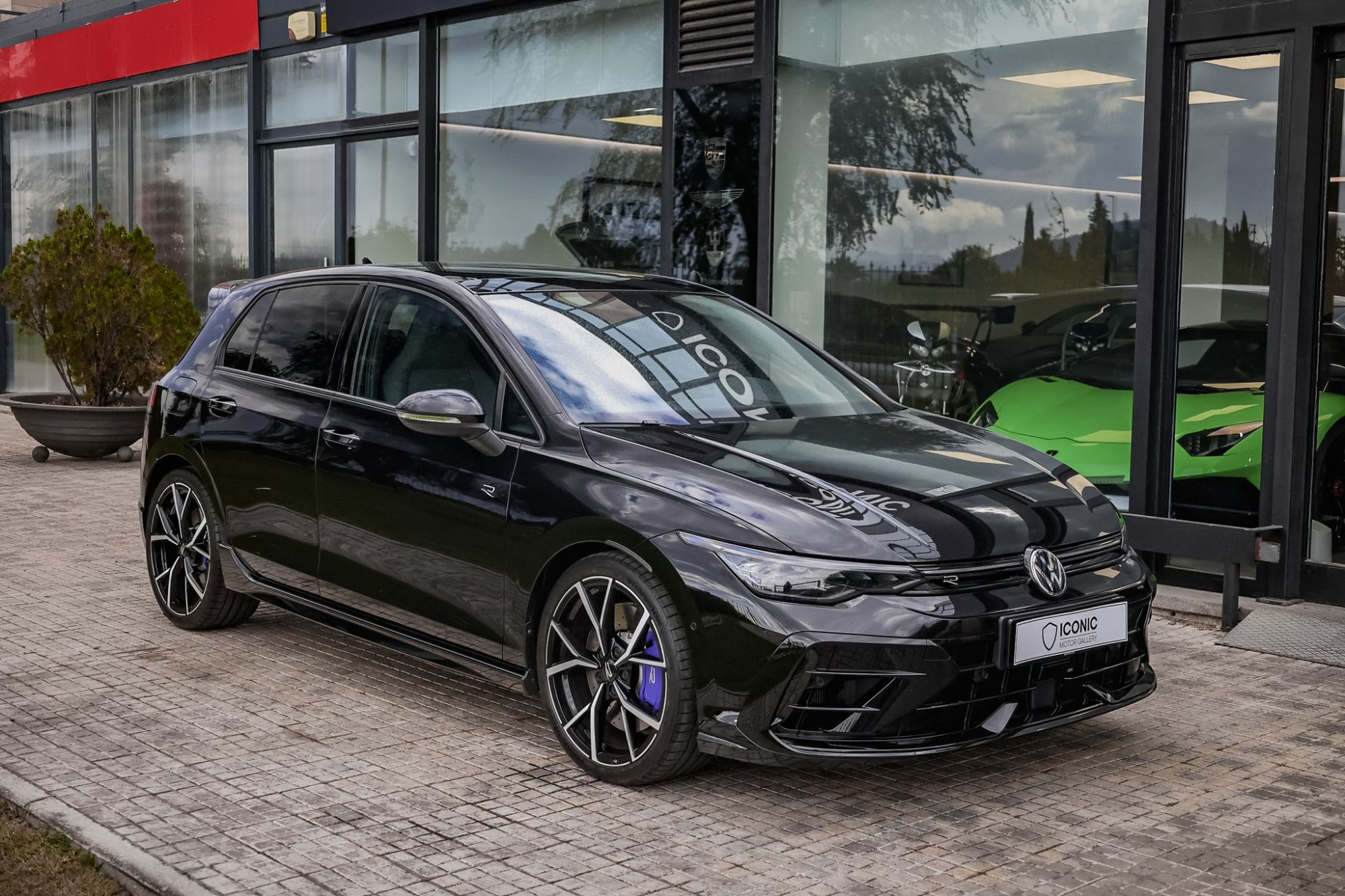 VOLKSWAGEN GOLF 8.5 R