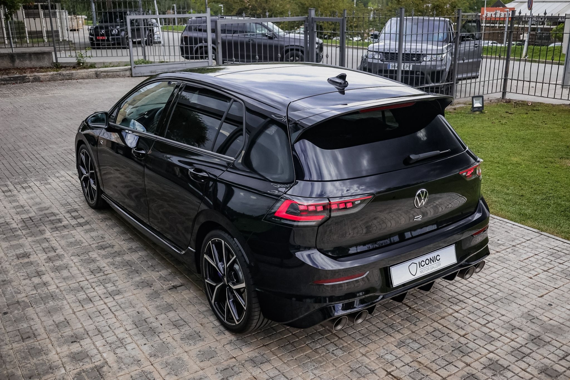 VOLKSWAGEN GOLF 8.5 R