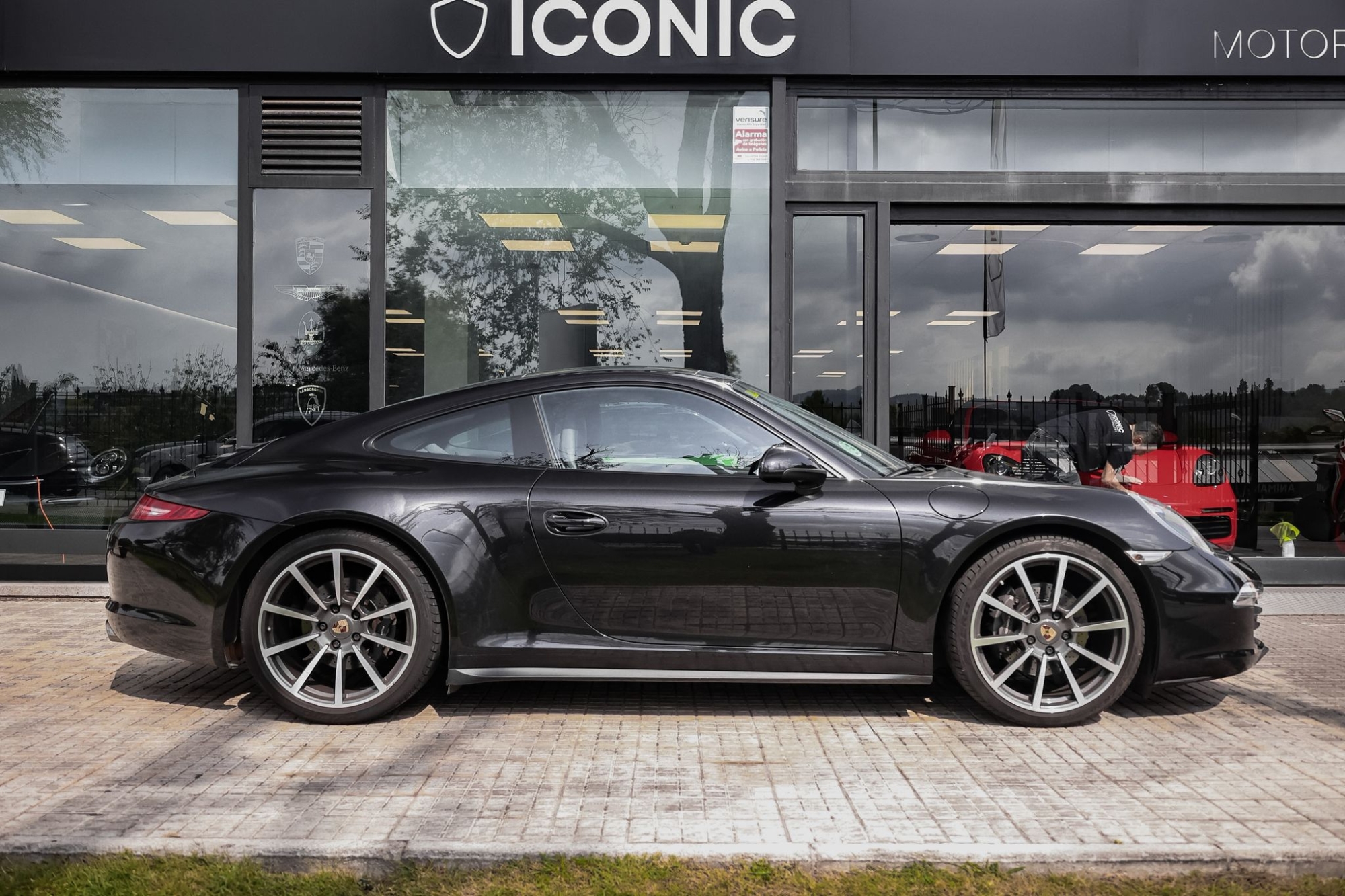 PORSCHE 911 991.1 CARRERA 4