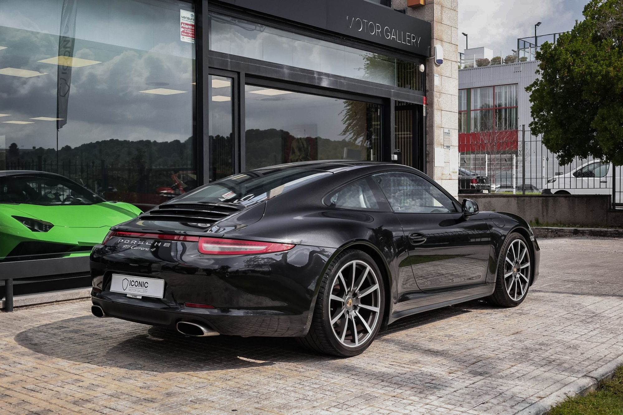 PORSCHE 911 991.1 CARRERA 4