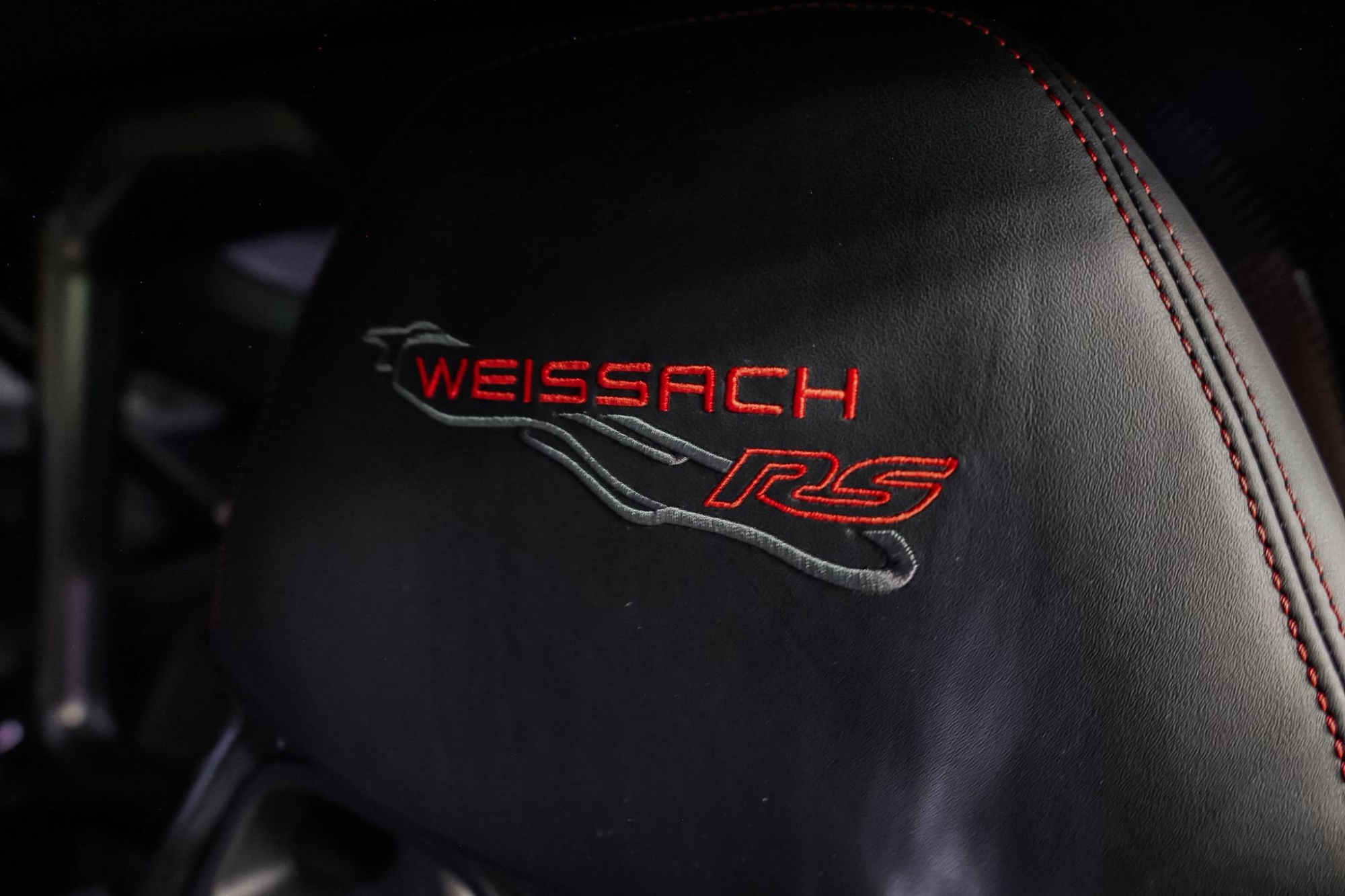 PORSCHE 911 992 GT3 RS WEISSACH PACKAGE