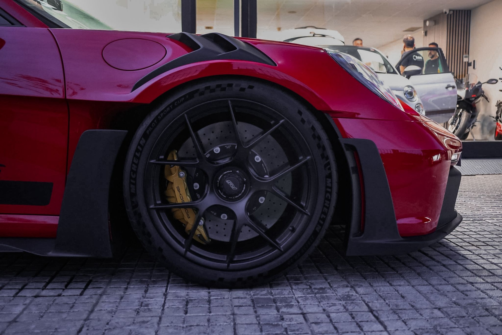 PORSCHE 911 992 GT3 RS WEISSACH PACKAGE