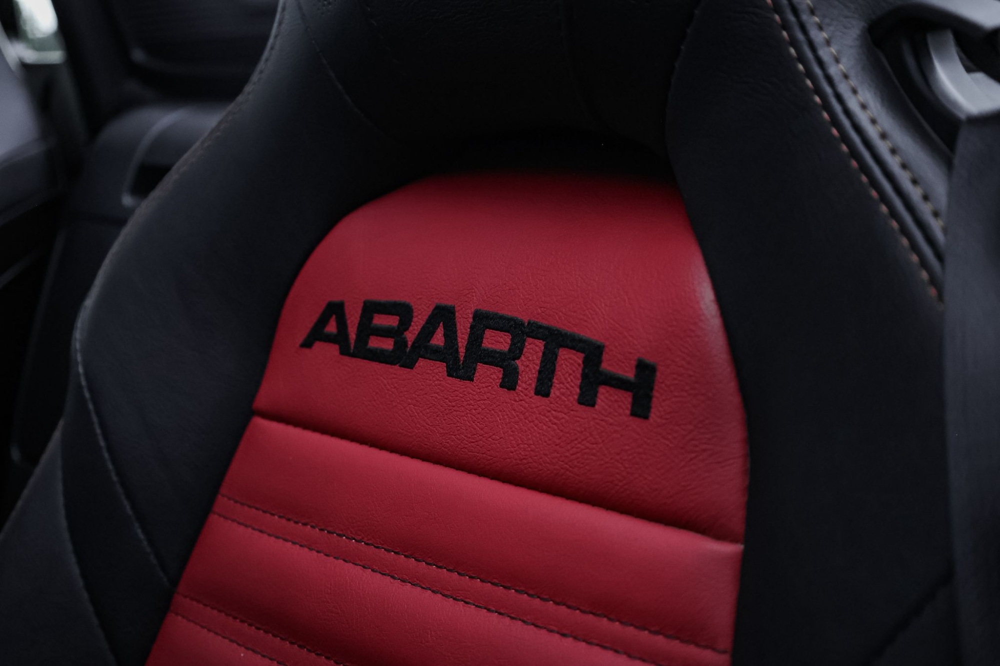 ABARTH 124 SPIDER