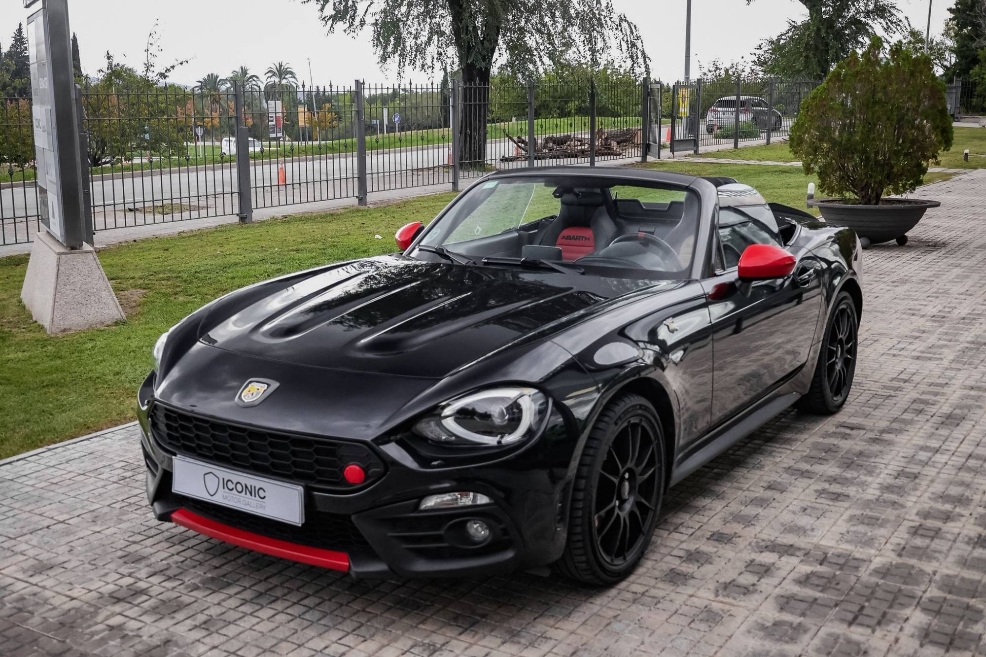 ABARTH 124 SPIDER