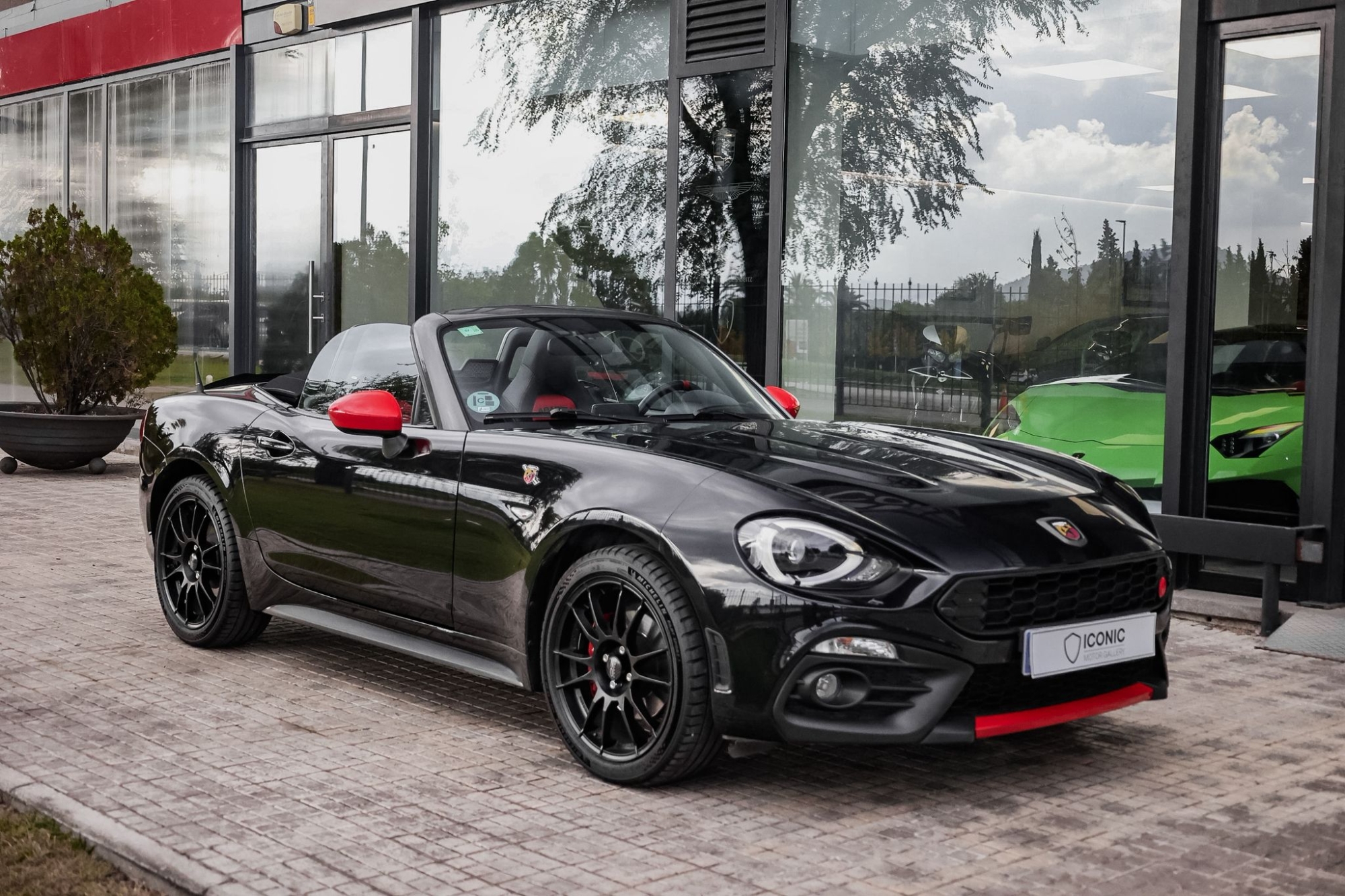 ABARTH 124 SPIDER
