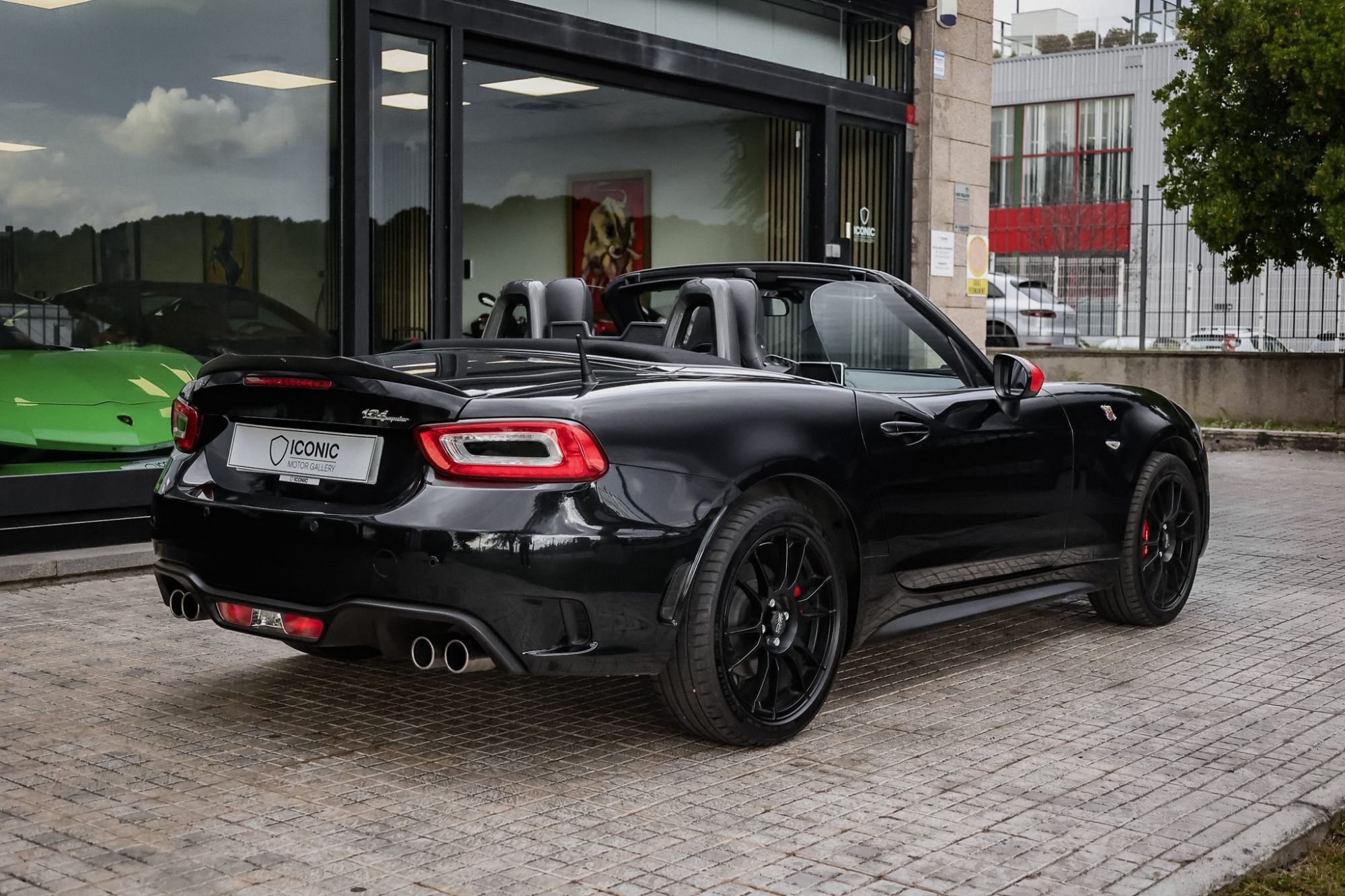 ABARTH 124 SPIDER