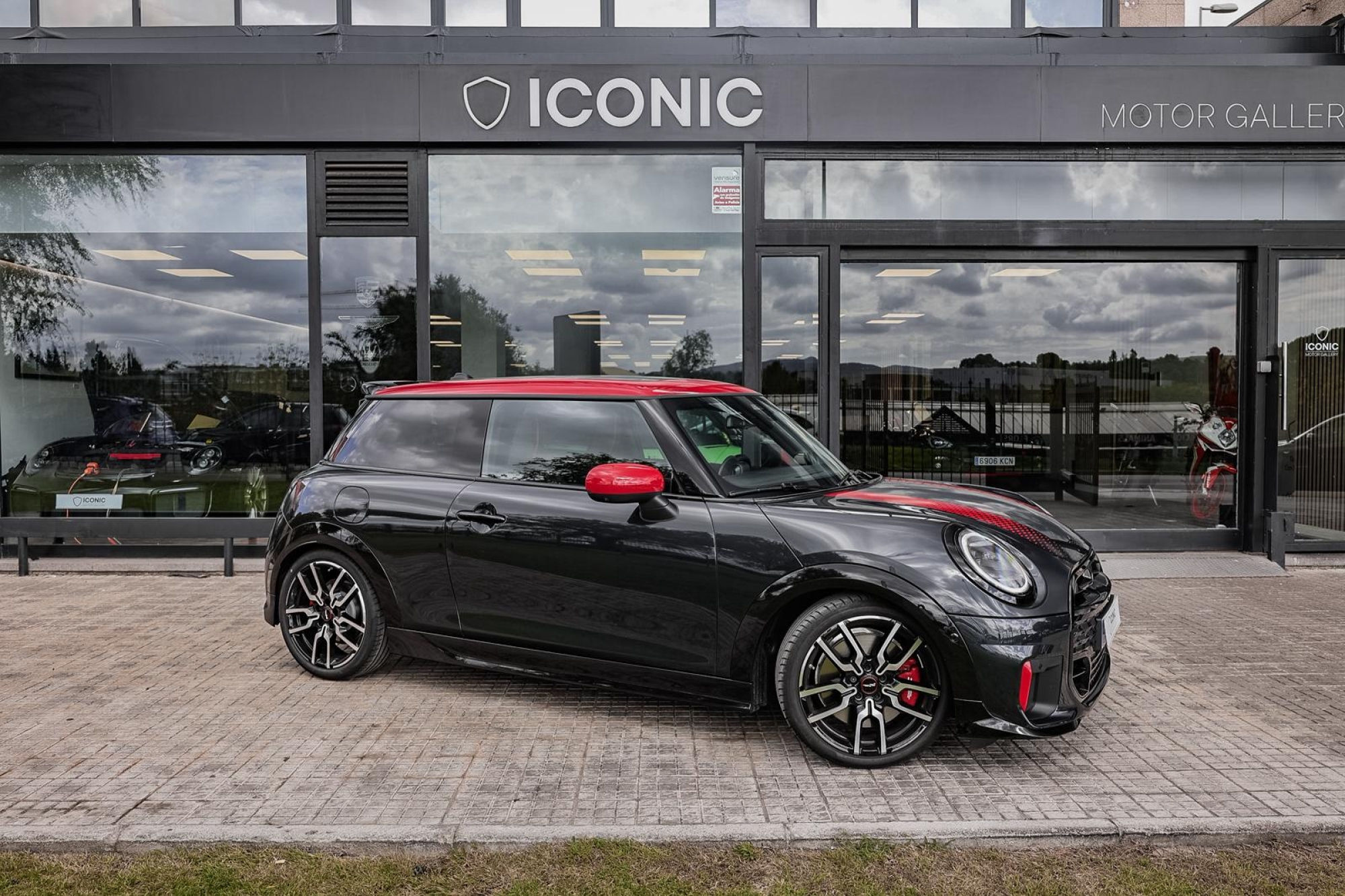 MINI JOHN COOPER WORKS
