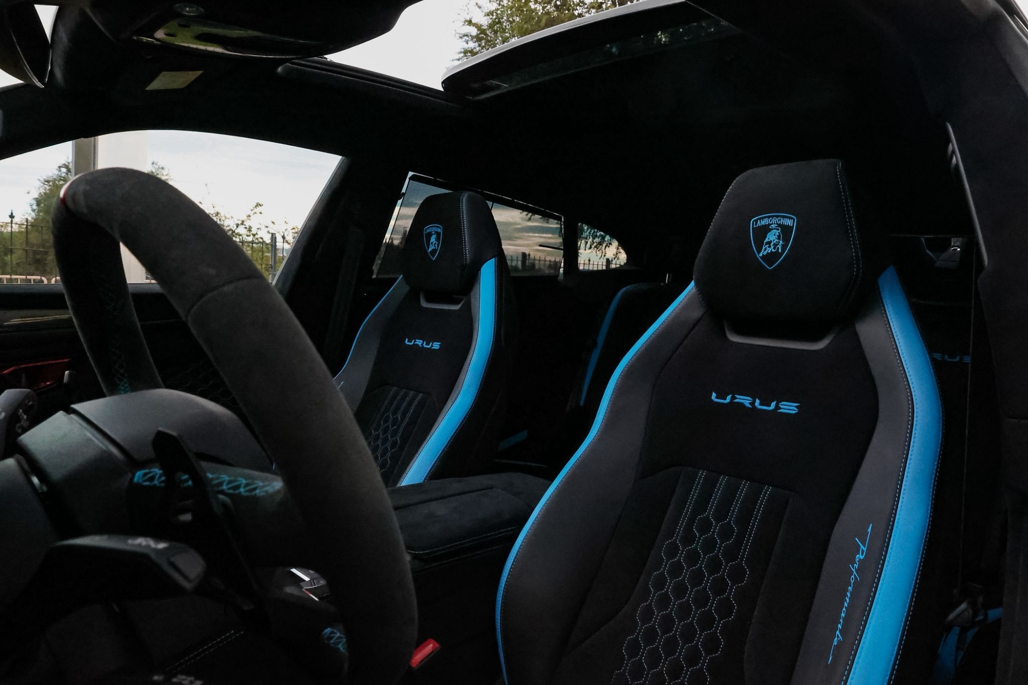 LAMBORGHINI URUS PERFORMANTE