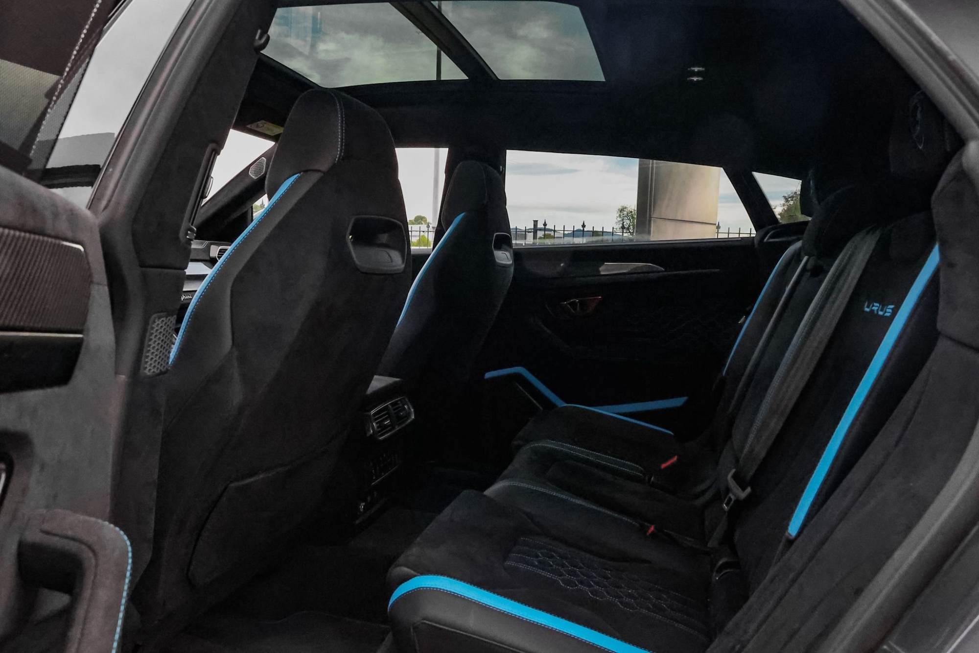 LAMBORGHINI URUS PERFORMANTE