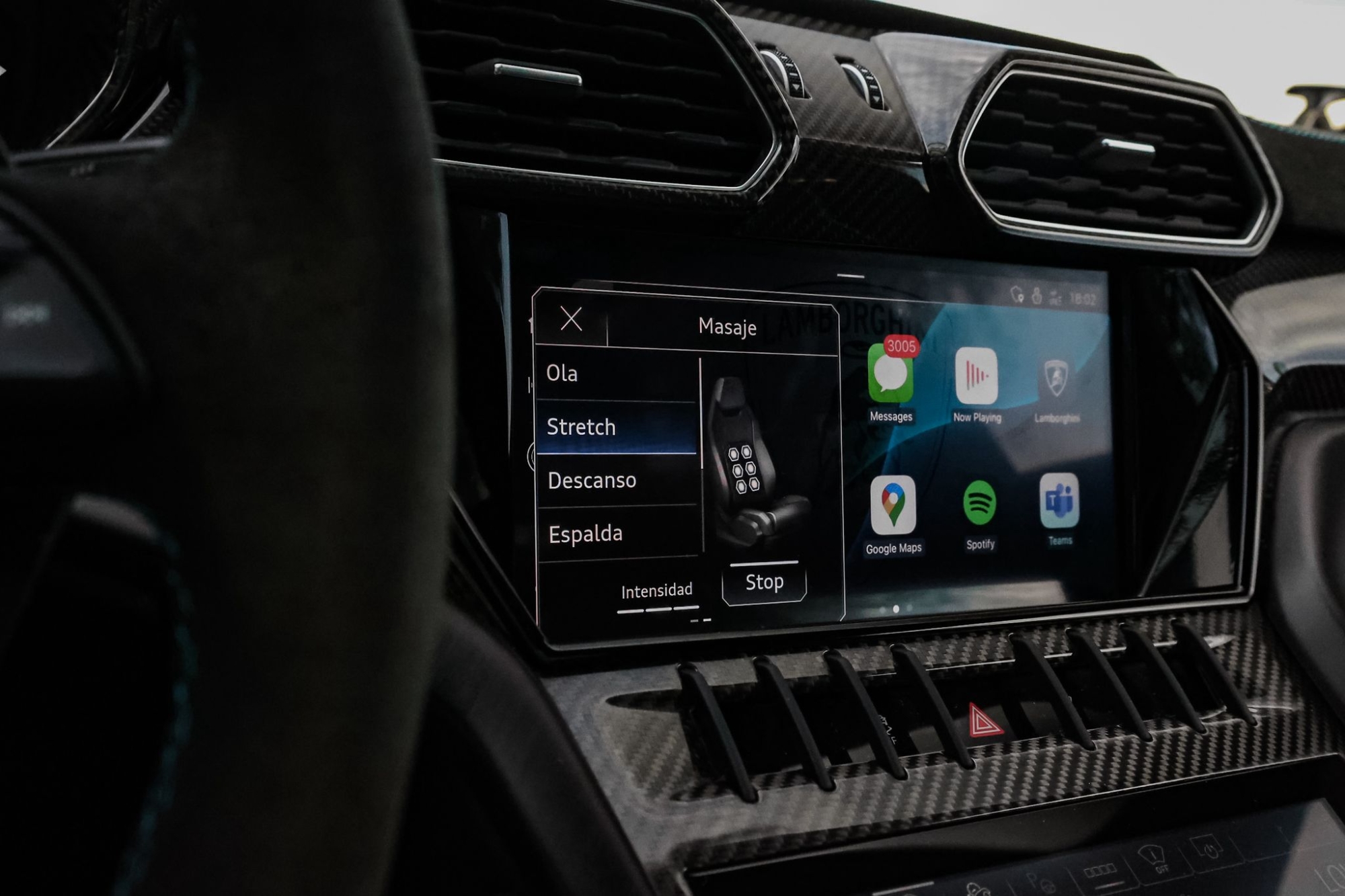 LAMBORGHINI URUS PERFORMANTE