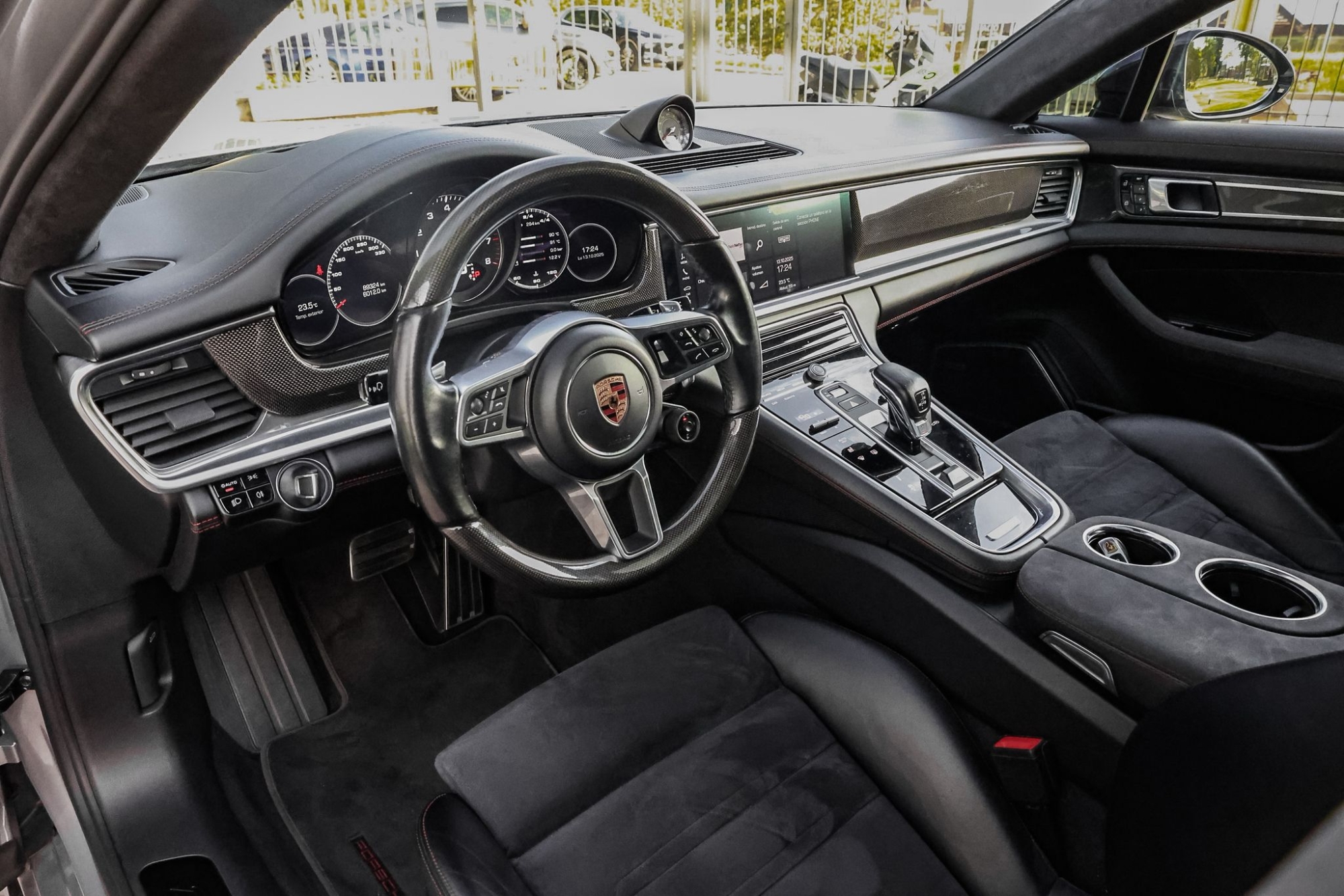 PORSCHE PANAMERA GTS