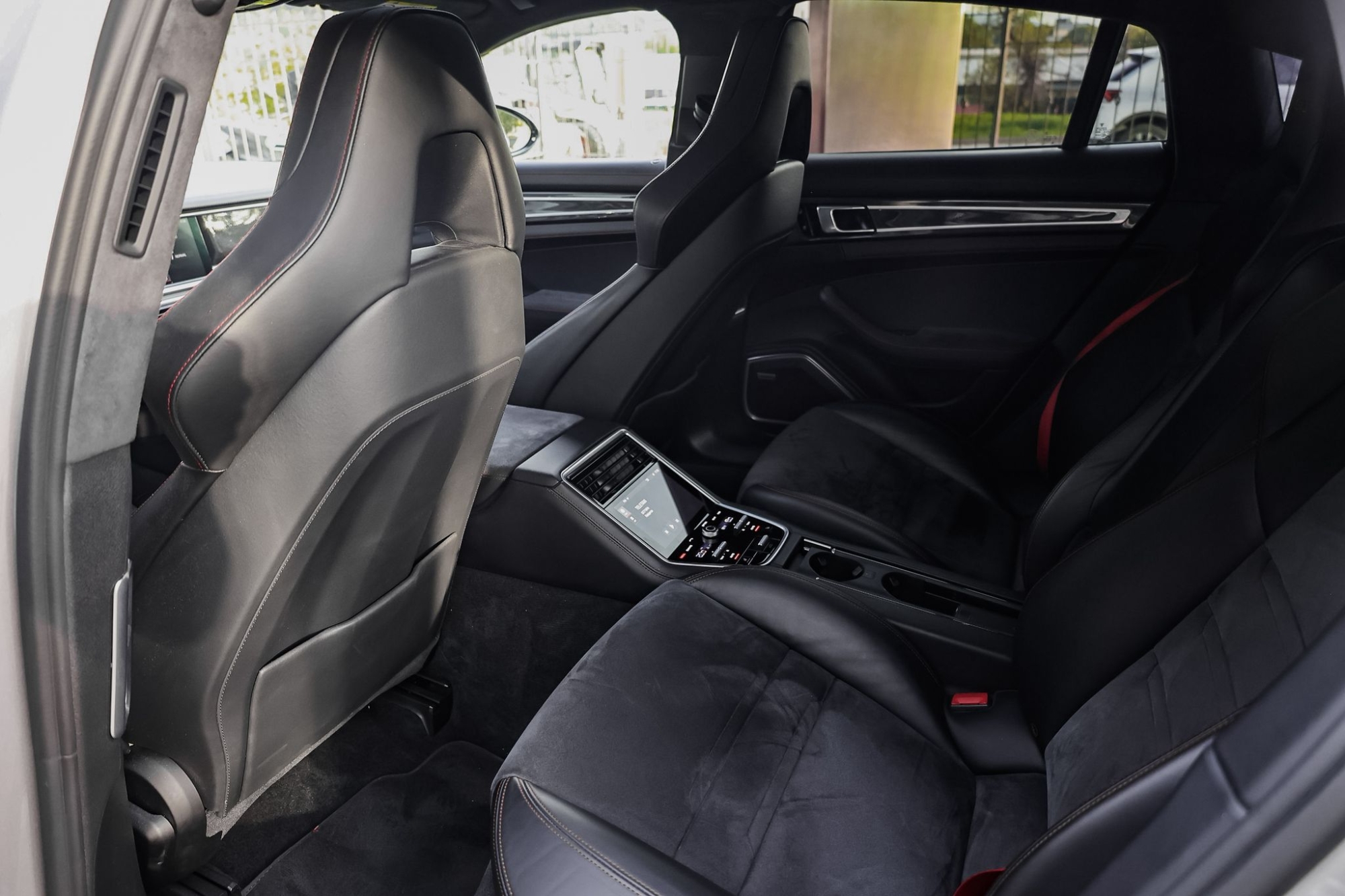 PORSCHE PANAMERA GTS