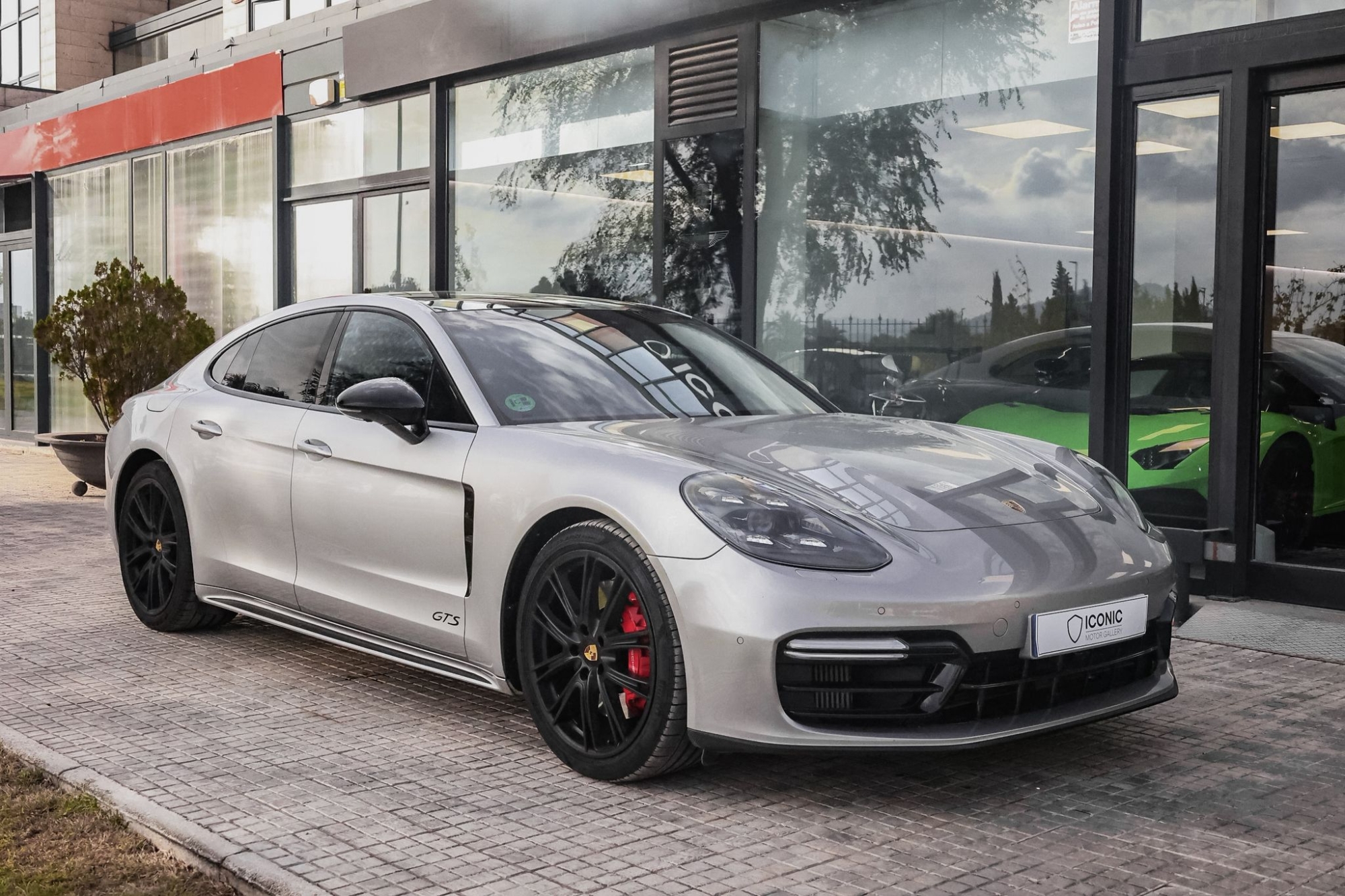 PORSCHE PANAMERA GTS