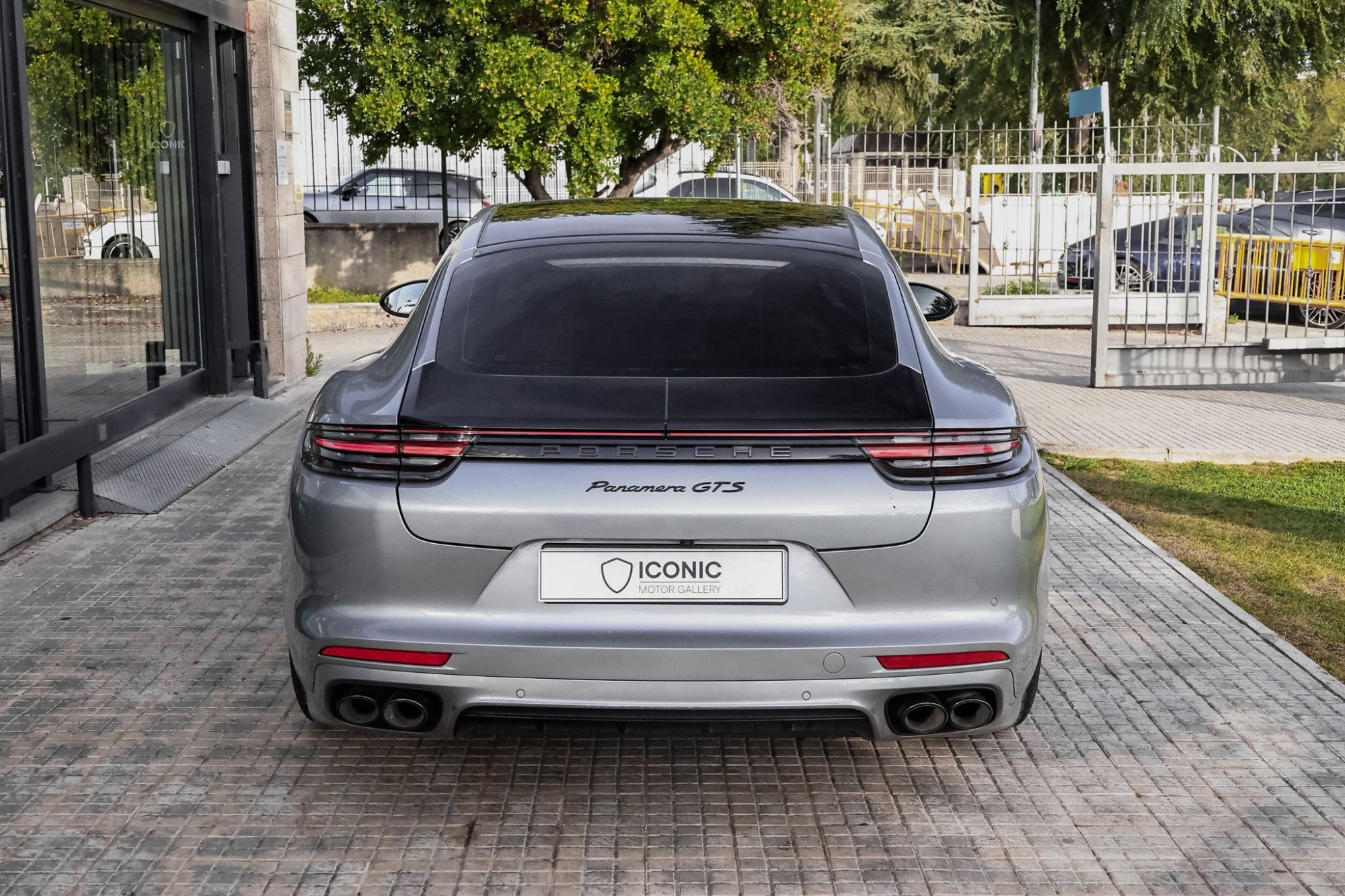 PORSCHE PANAMERA GTS