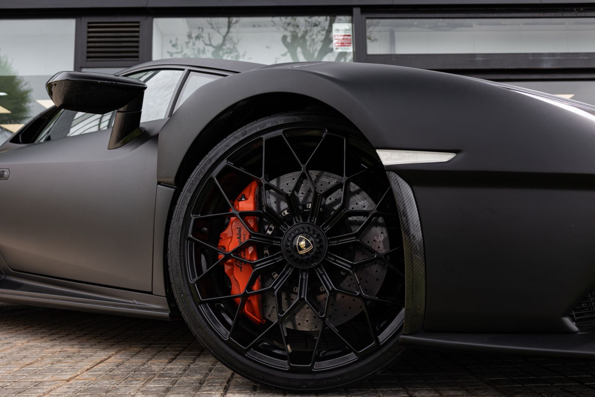 LAMBORGHINI HURACAN STO