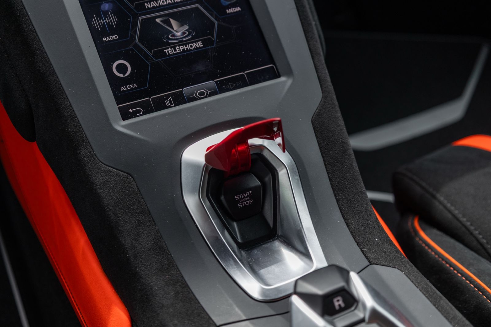 LAMBORGHINI HURACAN STO