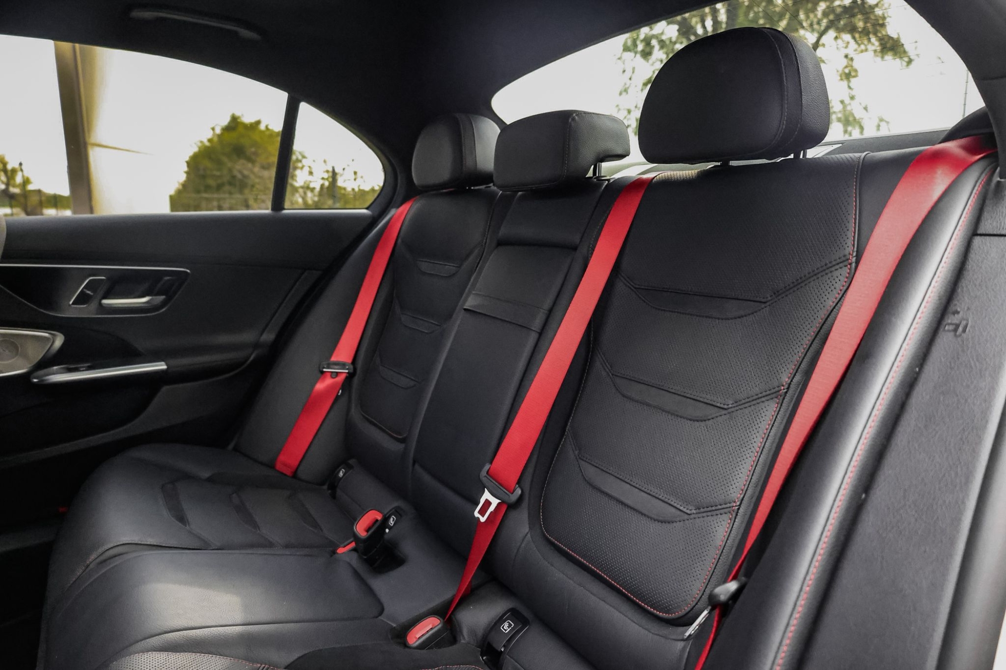 MERCEDES-BENZ AMG C 43 4MATIC+