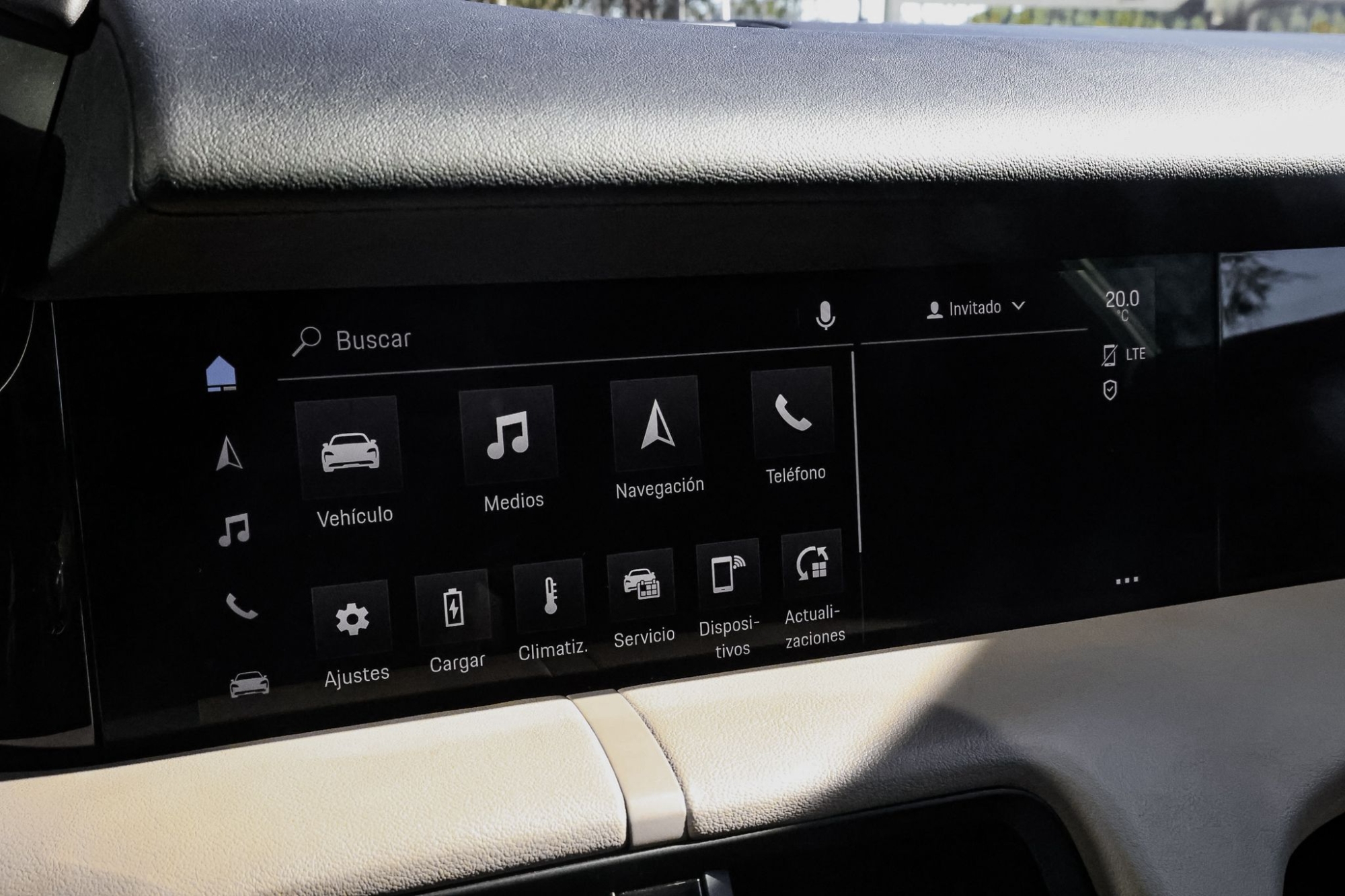 PORSCHE TAYCAN 4 CROSS TURISMO