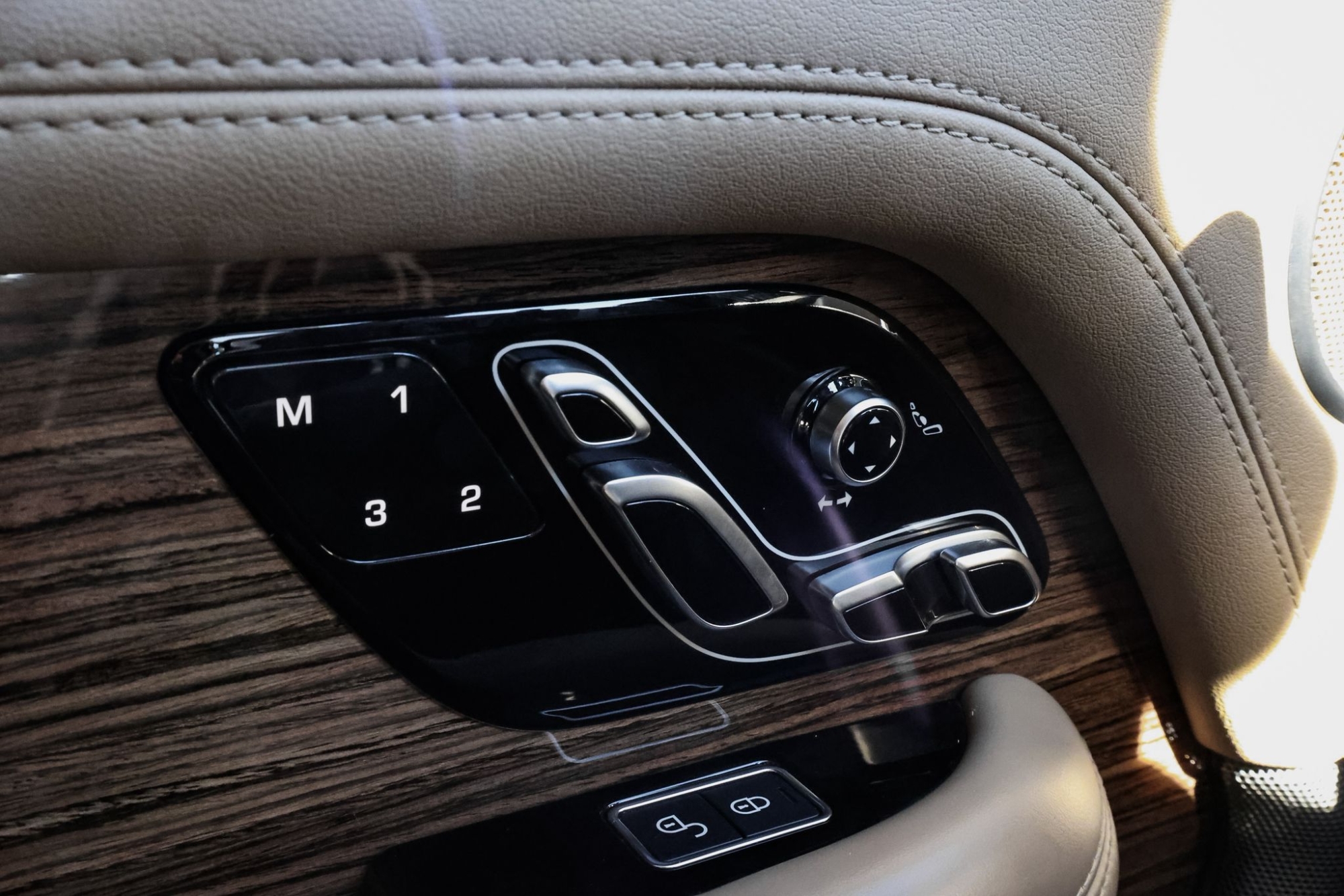 LAND ROVER RANGE ROVER VOGUE SUPERCHARGED