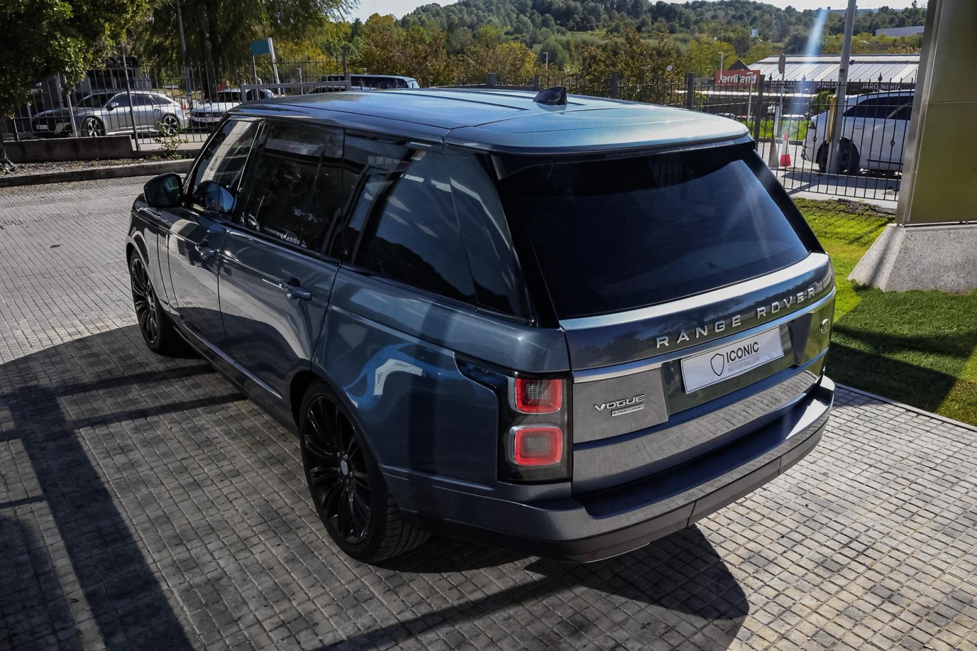 LAND ROVER RANGE ROVER VOGUE SUPERCHARGED